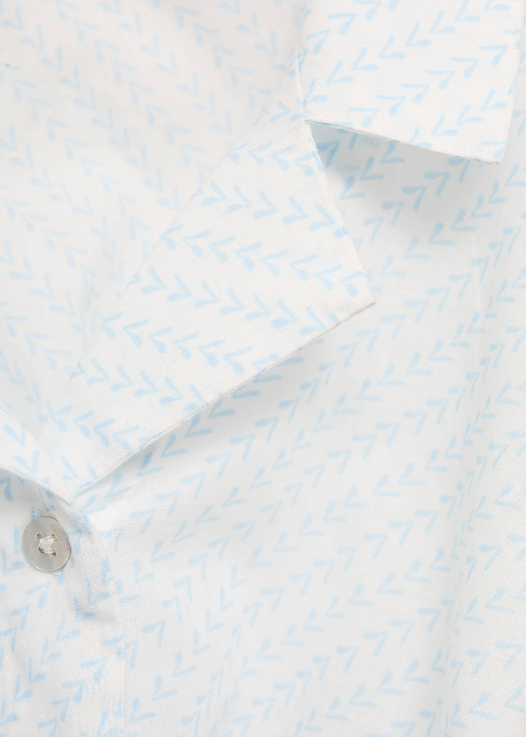Crop knot blouse - Details of the article 8, Sky Blue. Ref: 87088267-00.