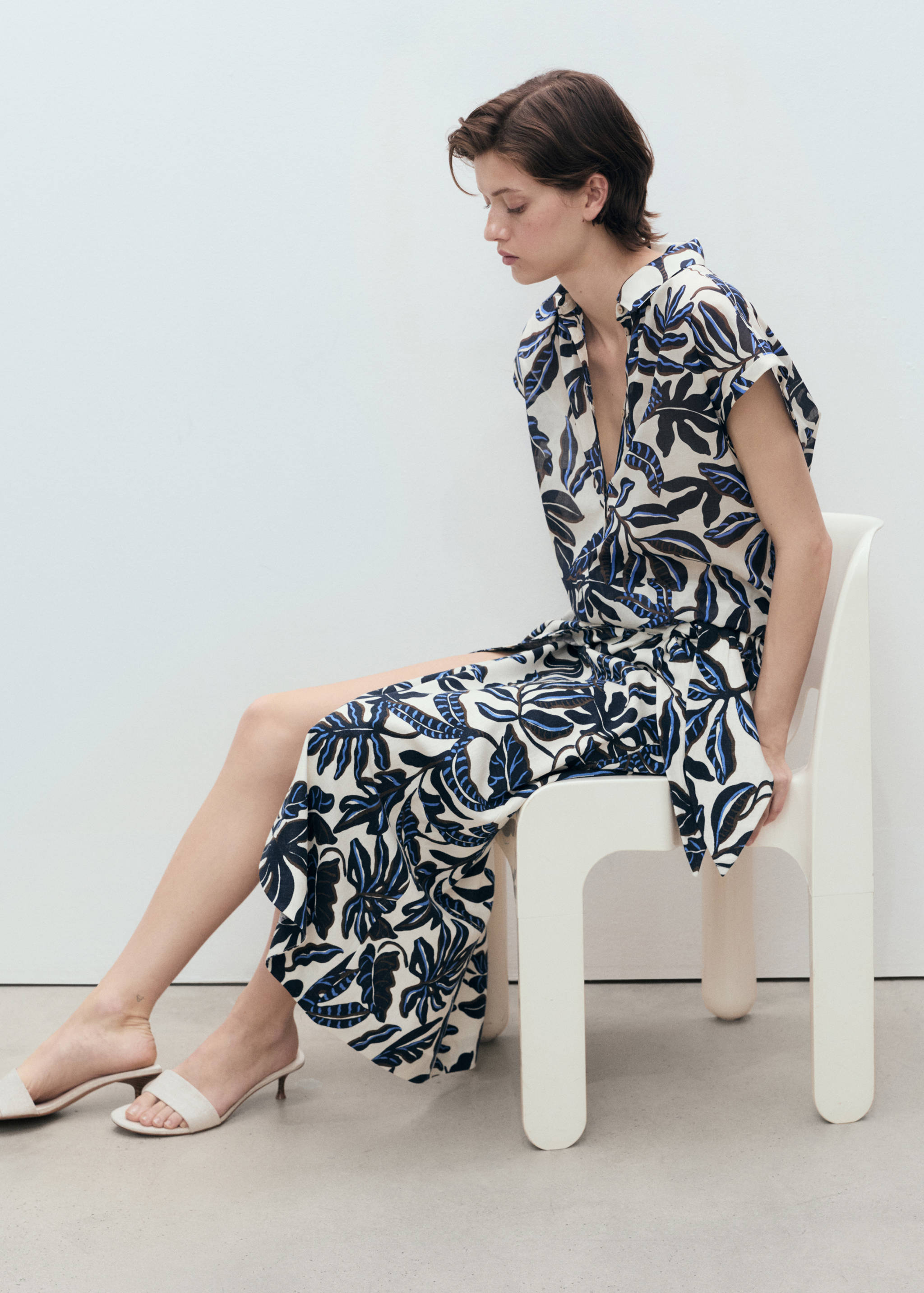 Linen skirt with knot detail - Details of the article 6