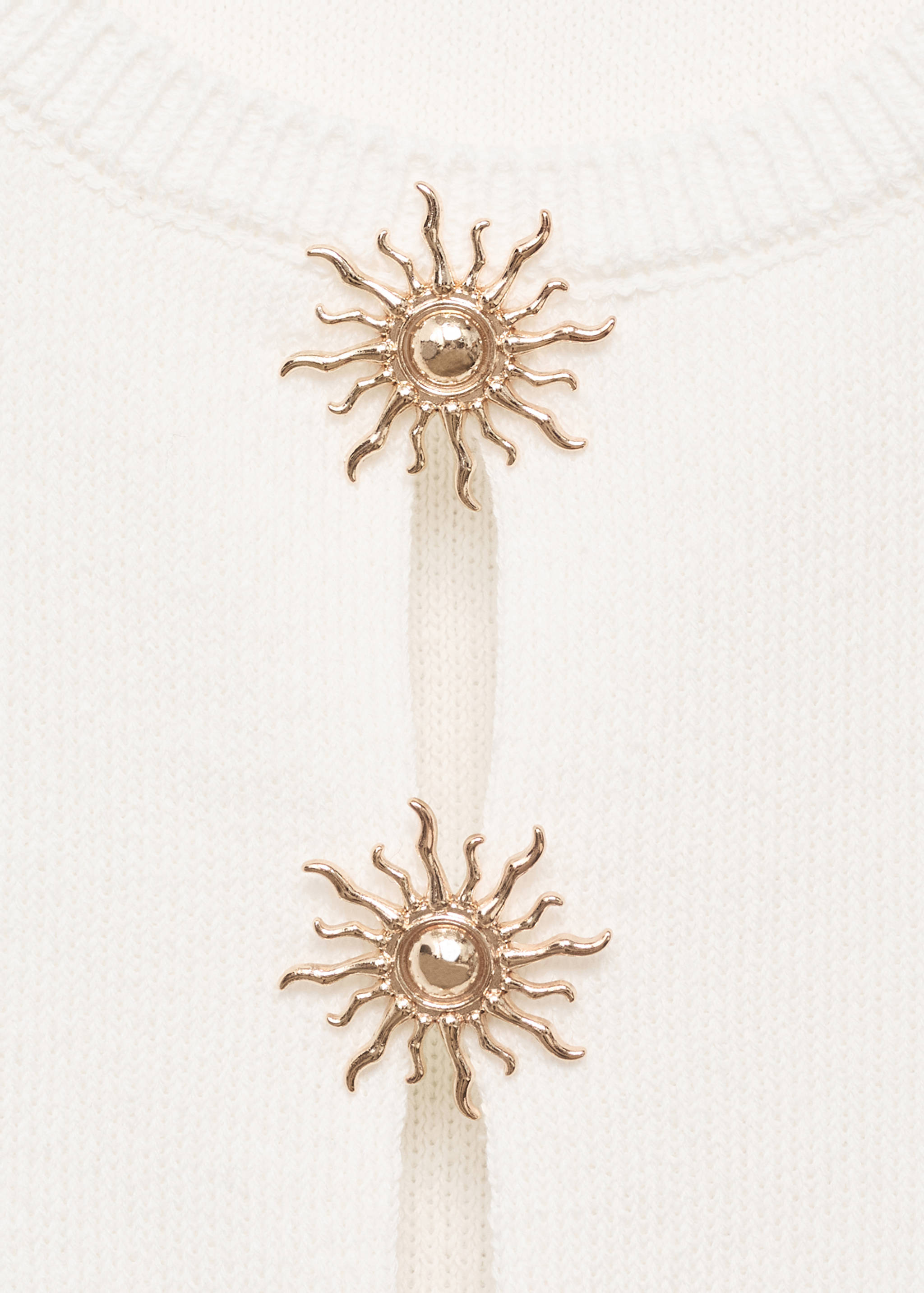 Strikket topp med solsmykke-knapper - Artikkeldetalj 8