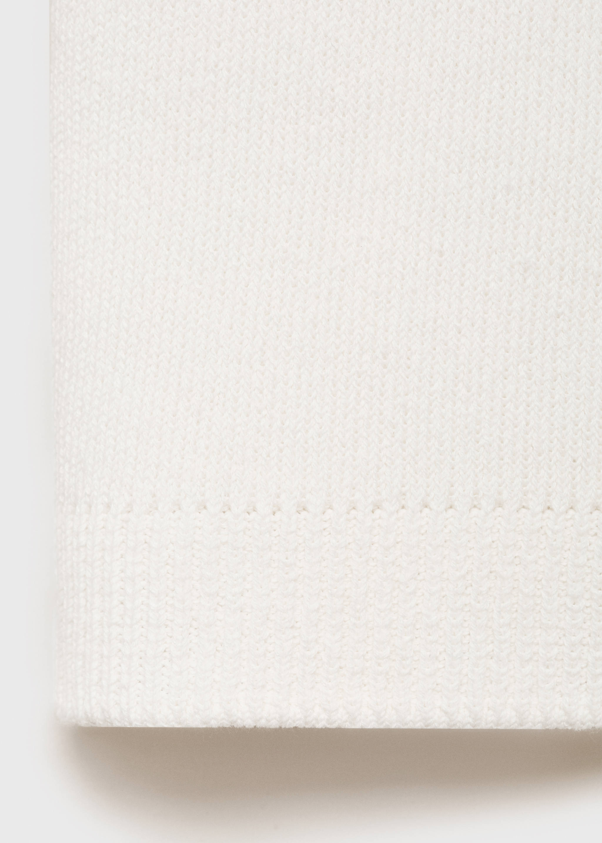 Strikket topp med solsmykke-knapper - Artikkeldetalj 0