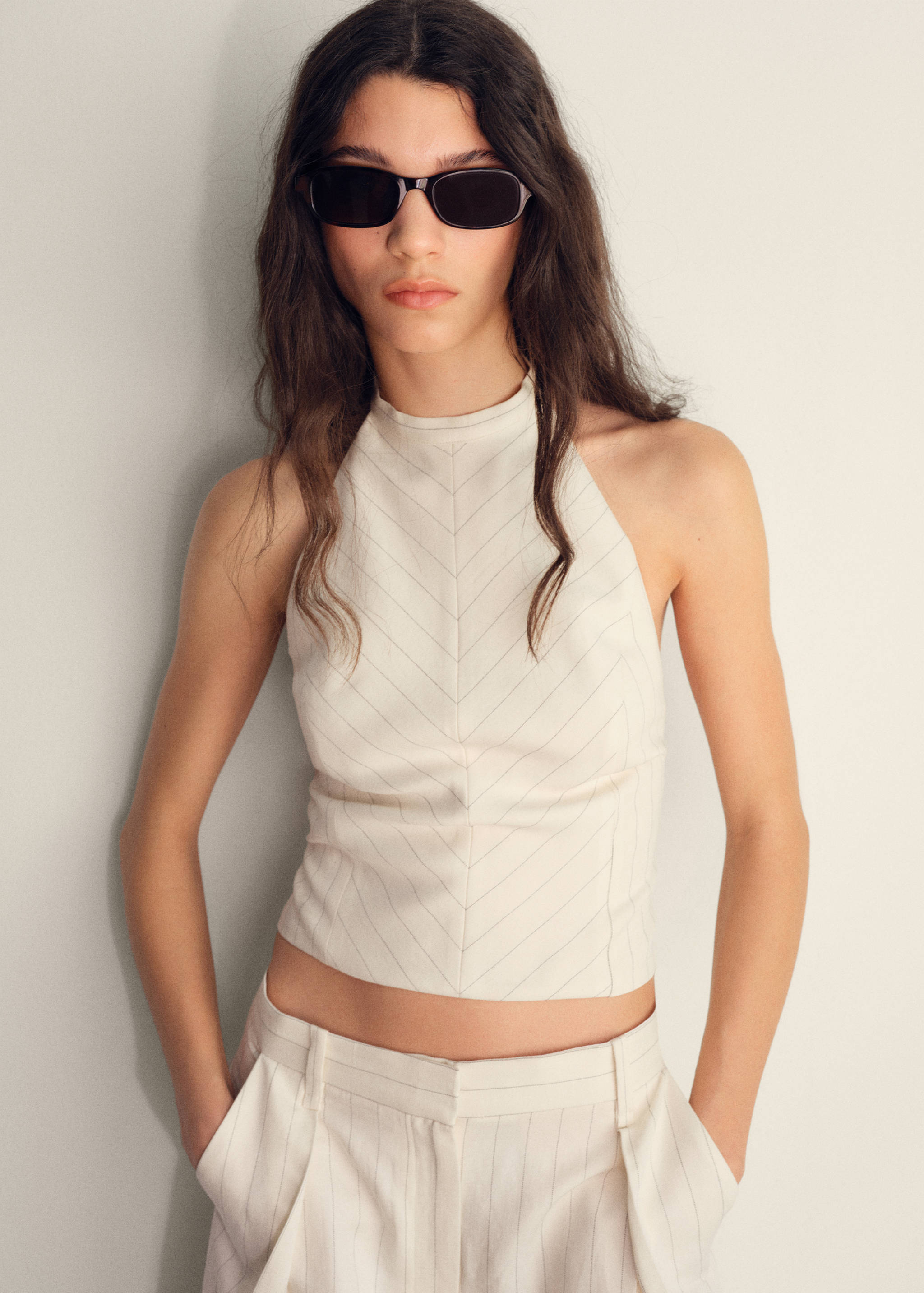 Striped halter-neck top - Details of the article 7