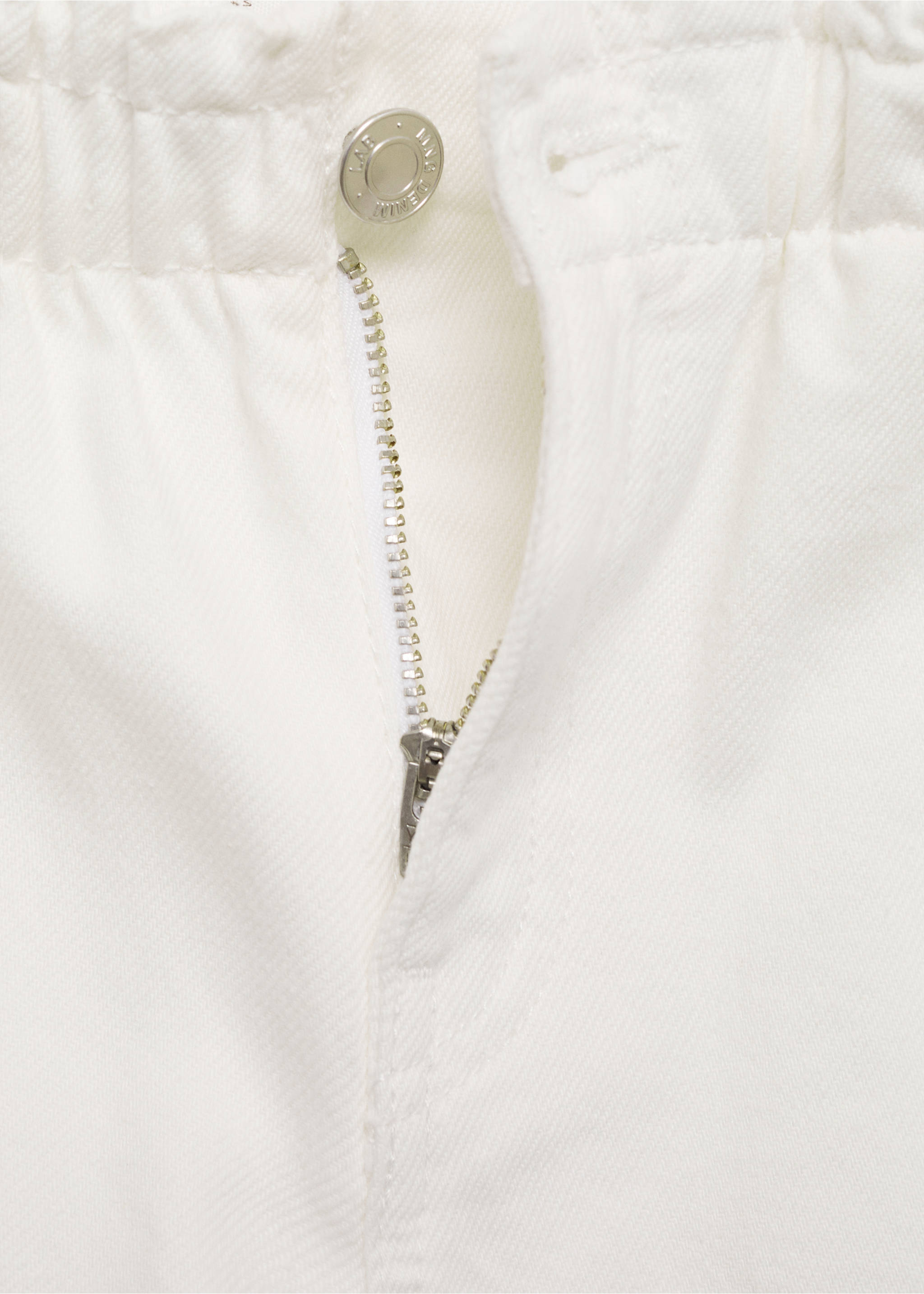 Paperbag jeans - Details of the article 8, Off White. Ref: 87090413-00.