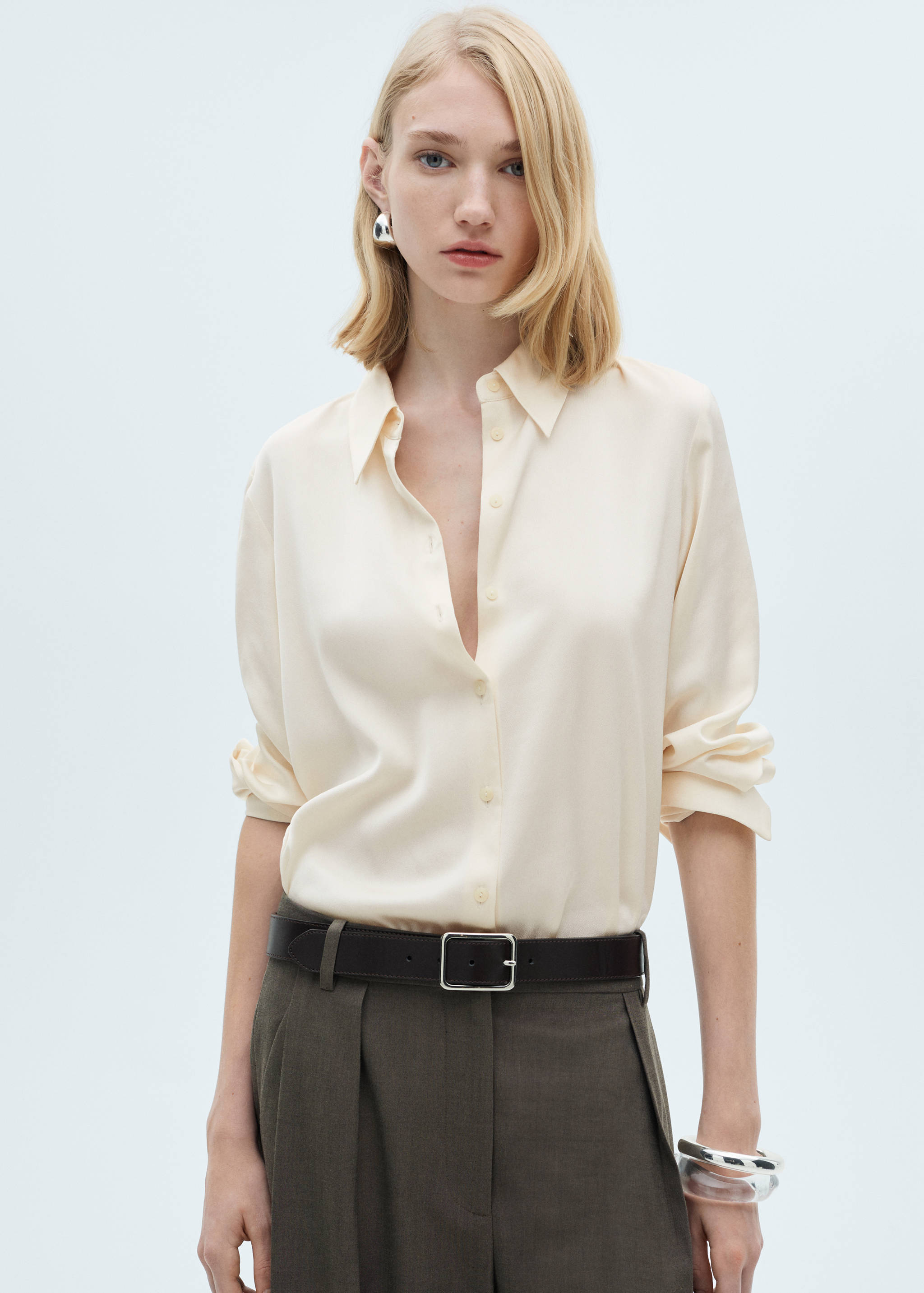 Satin finish flowy shirt - Medium plane