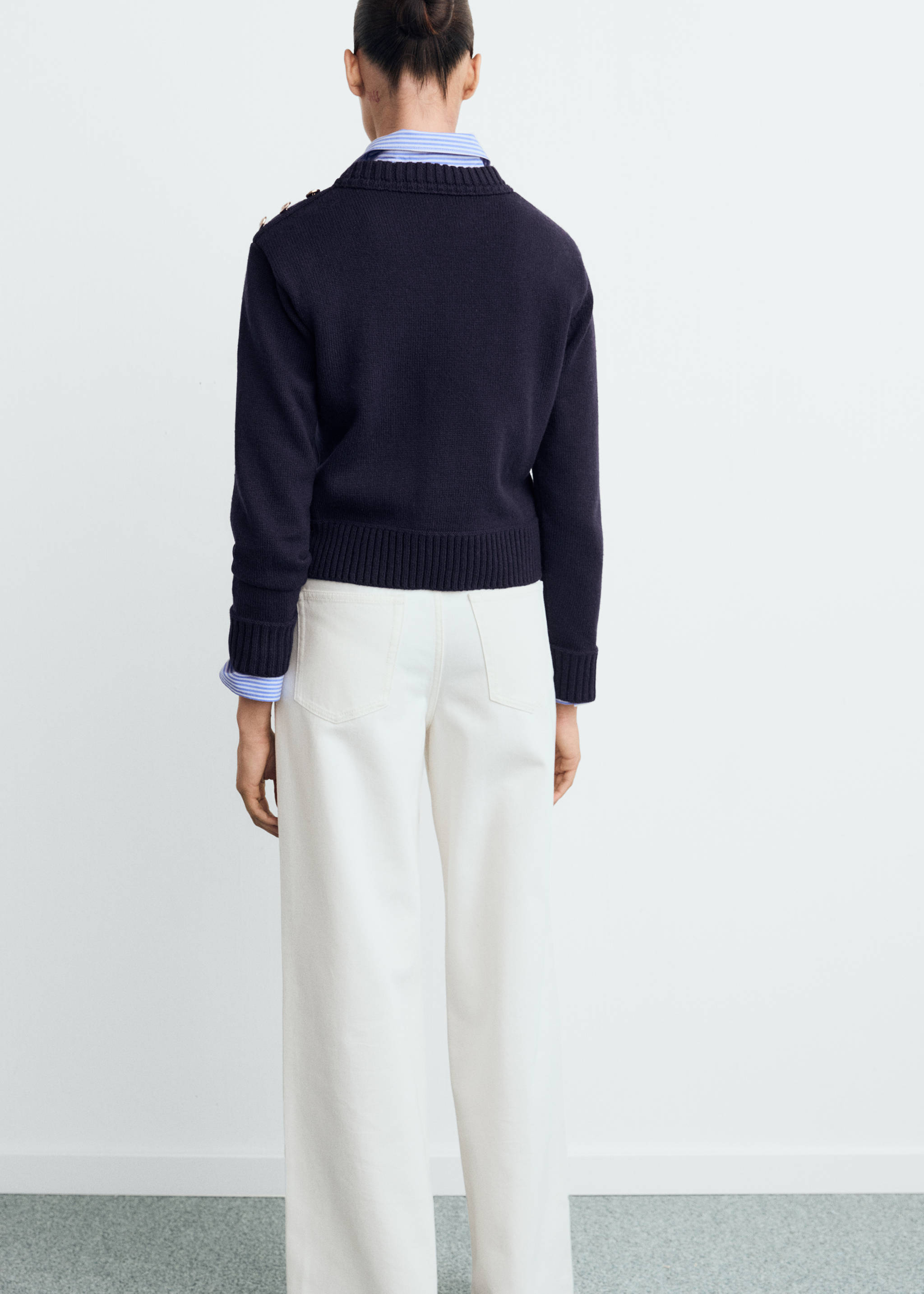 Knitted sweater with jewel buttons - Reverse of the article