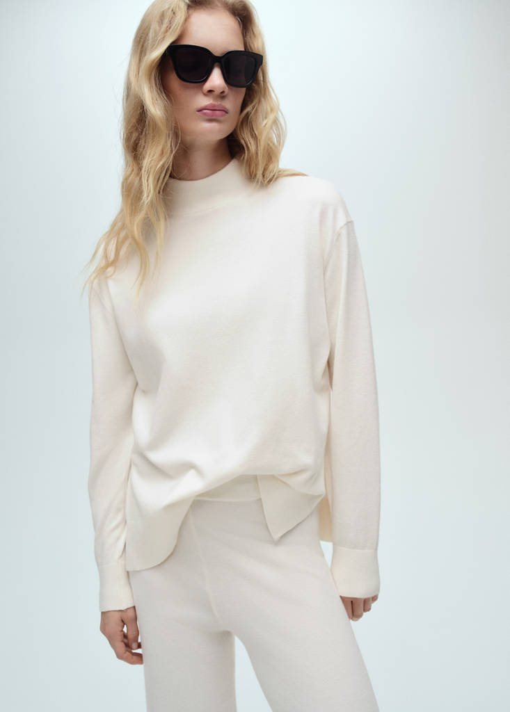 Perkins neck knitted sweater — Ecru
