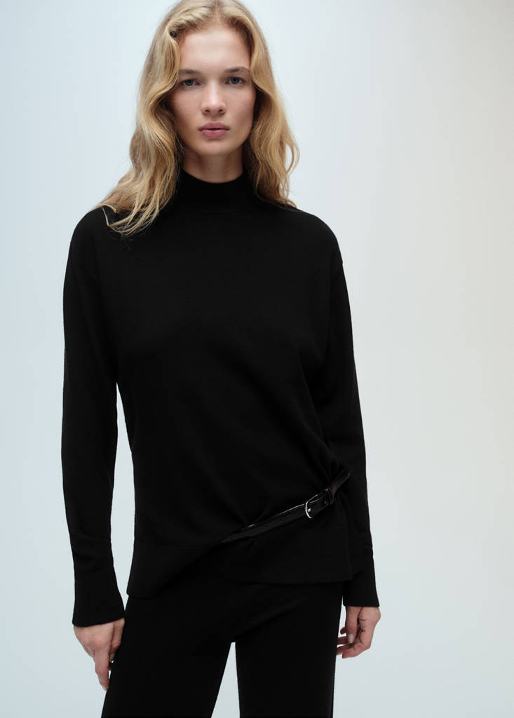 Perkins neck knitted sweater — Black