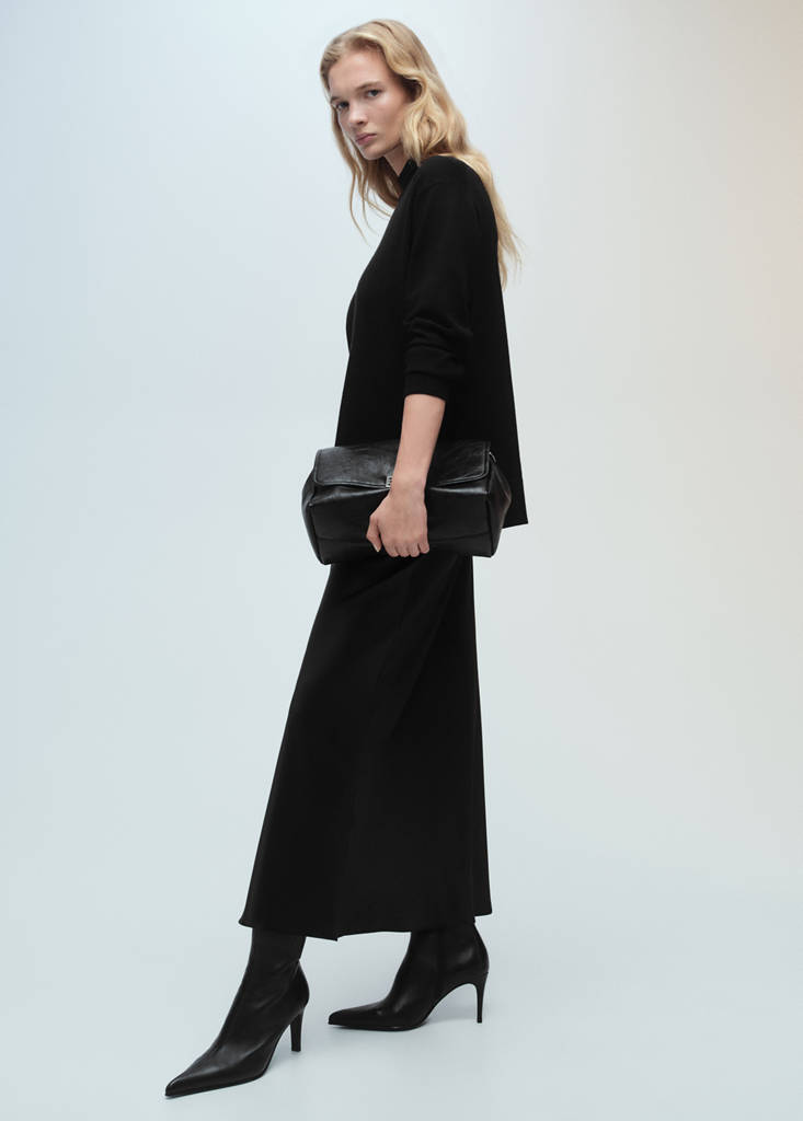 Perkins neck knitted sweater — Black