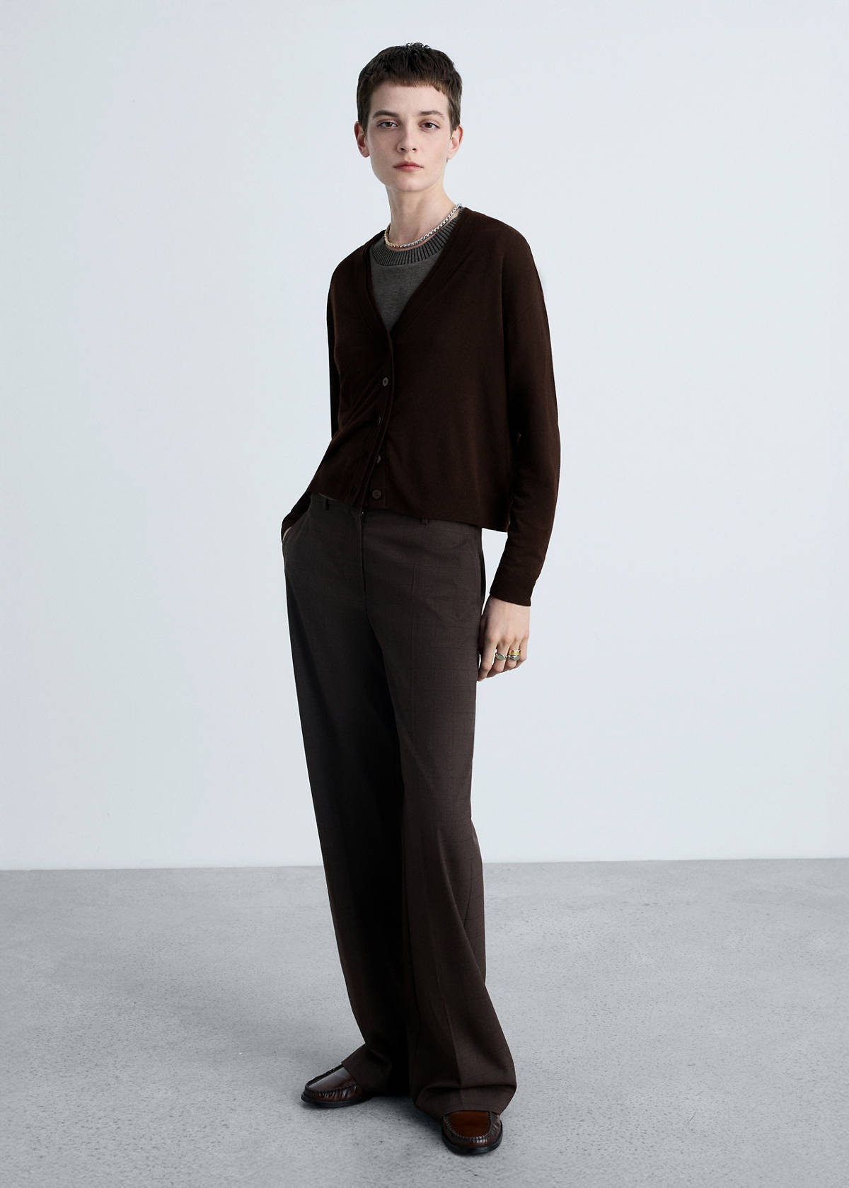 V-neck knitted cardigan — Chocolate