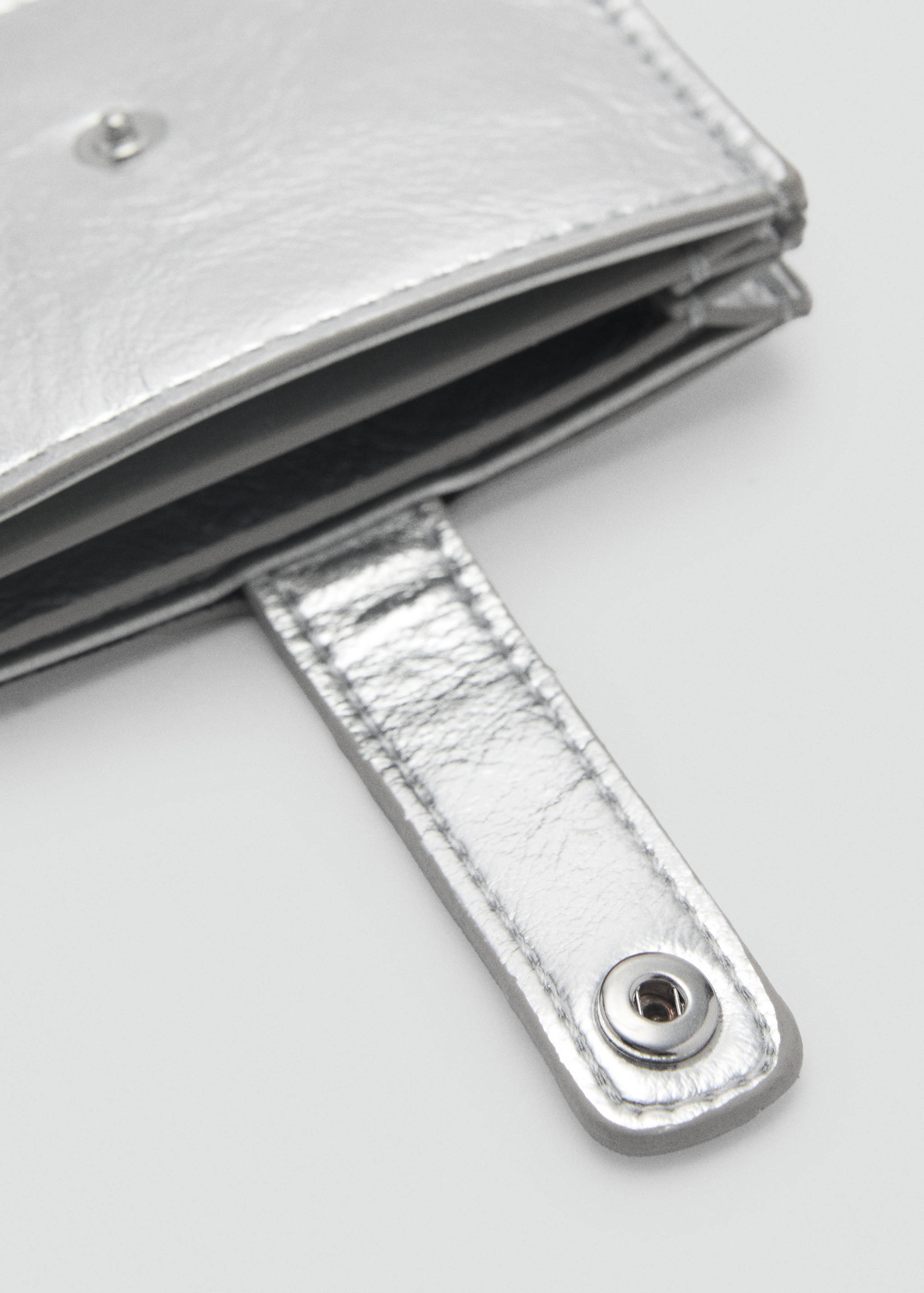 Metallic cardholder - Details of the article 2