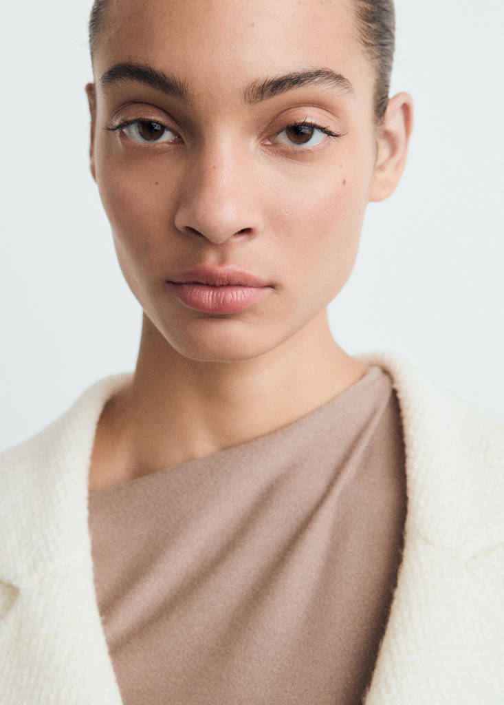 Knitted coat with pockets — Ecru
