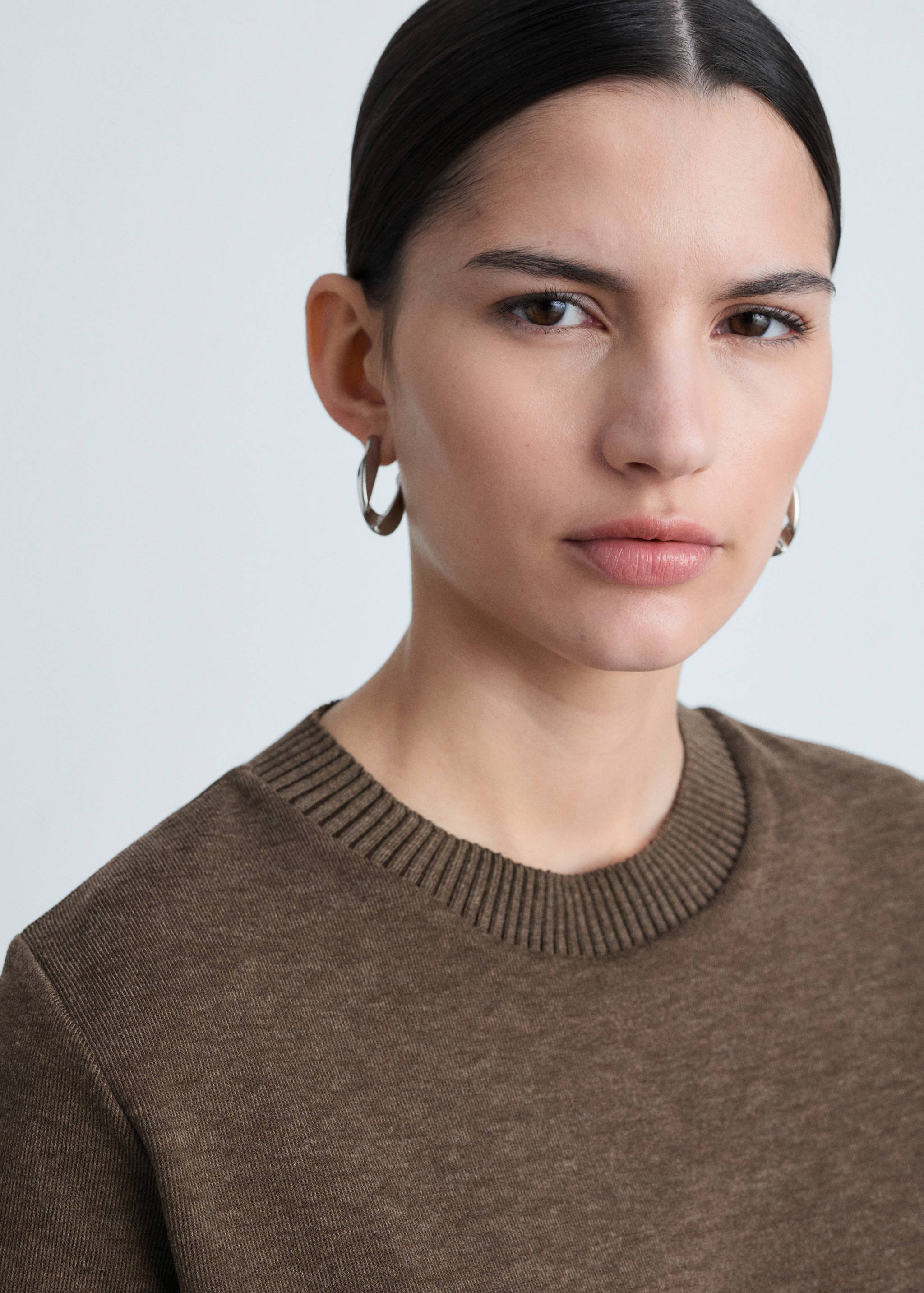 Short-sleeve knitted t-shirt - Details of the article 1