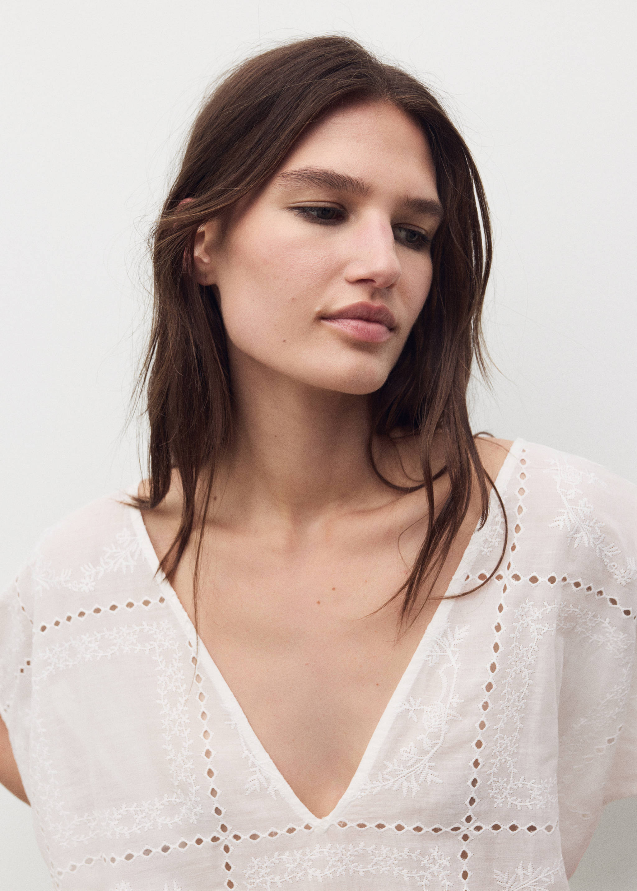 100% ramie embroidered caftan - Details of the article 1