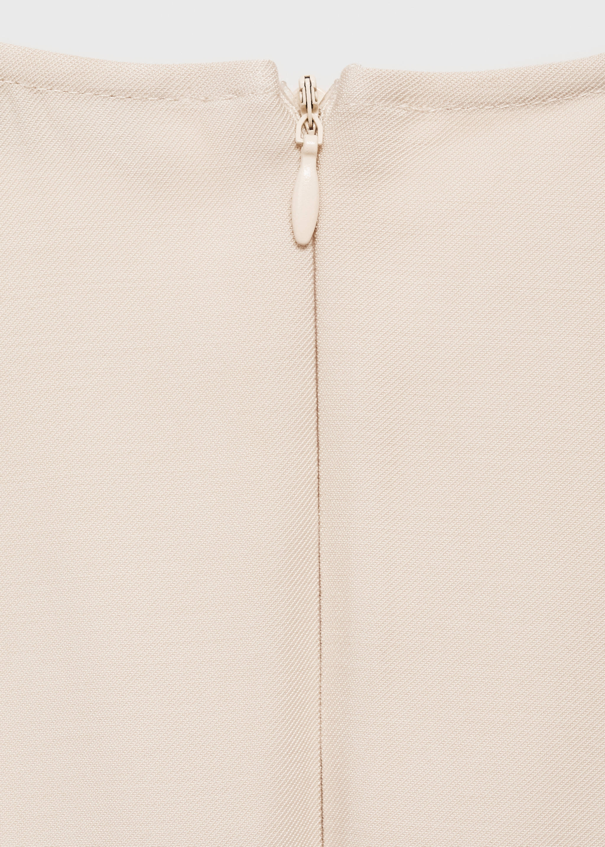 Комбинезон с запахом и поясом - Деталь изделия 0