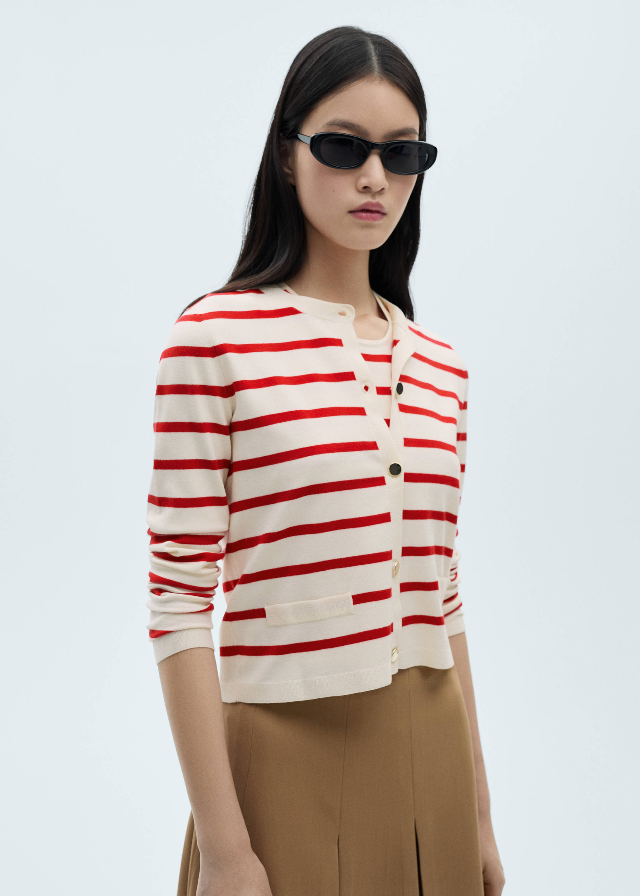 Striped knitted cardigan - Medium plane