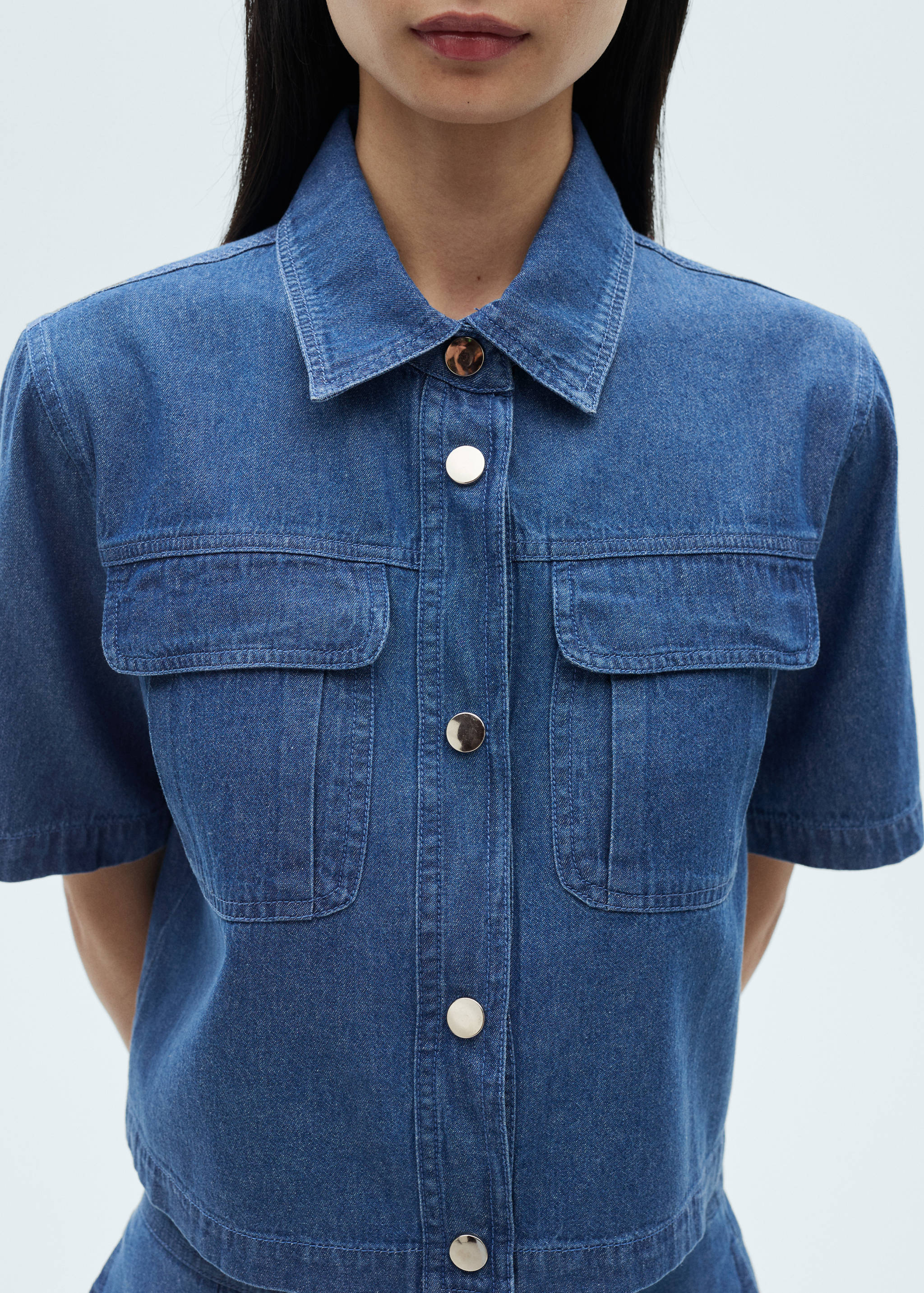 Cropped denim shirt - Details of the article 6