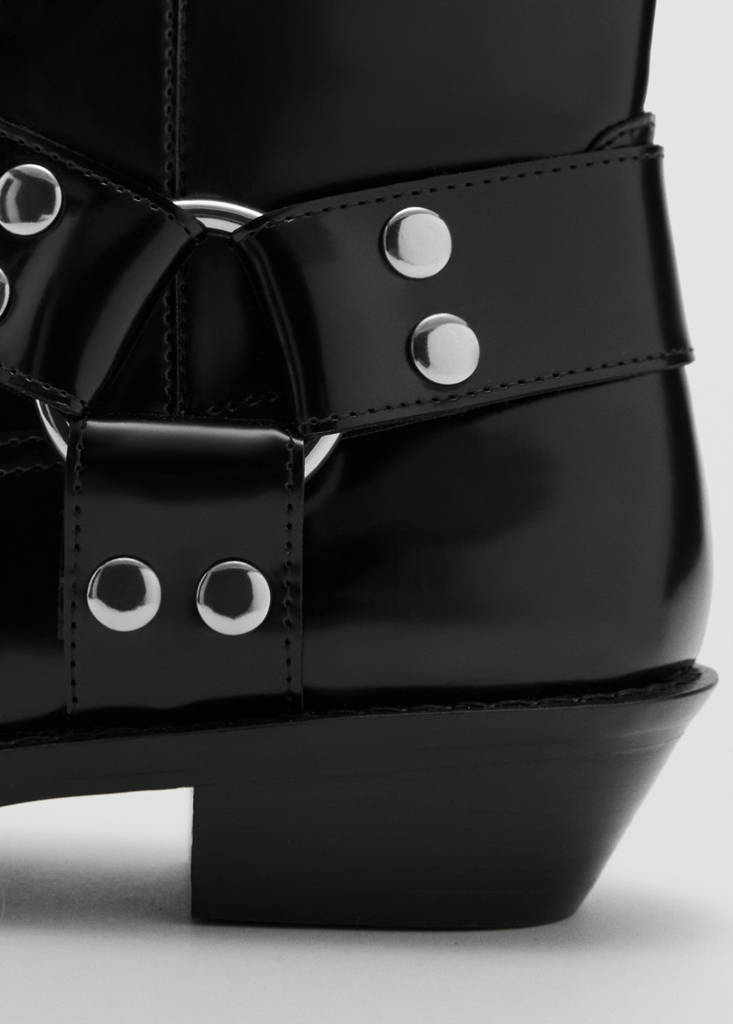 Square toe boot with metallic details — Black