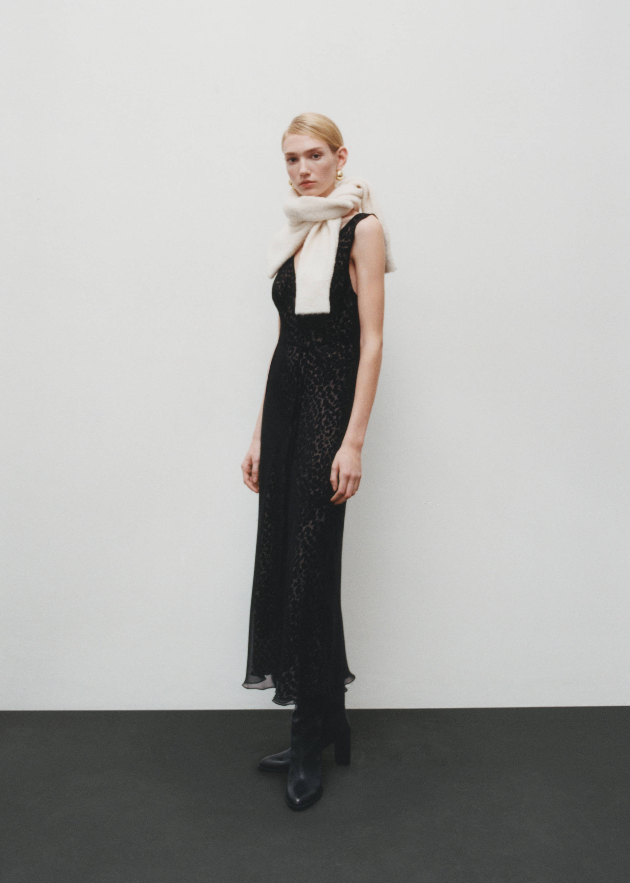 Φόρεμα με λαιμόκοψη V animal print - Λεπτομέρεια του προϊόντος 6