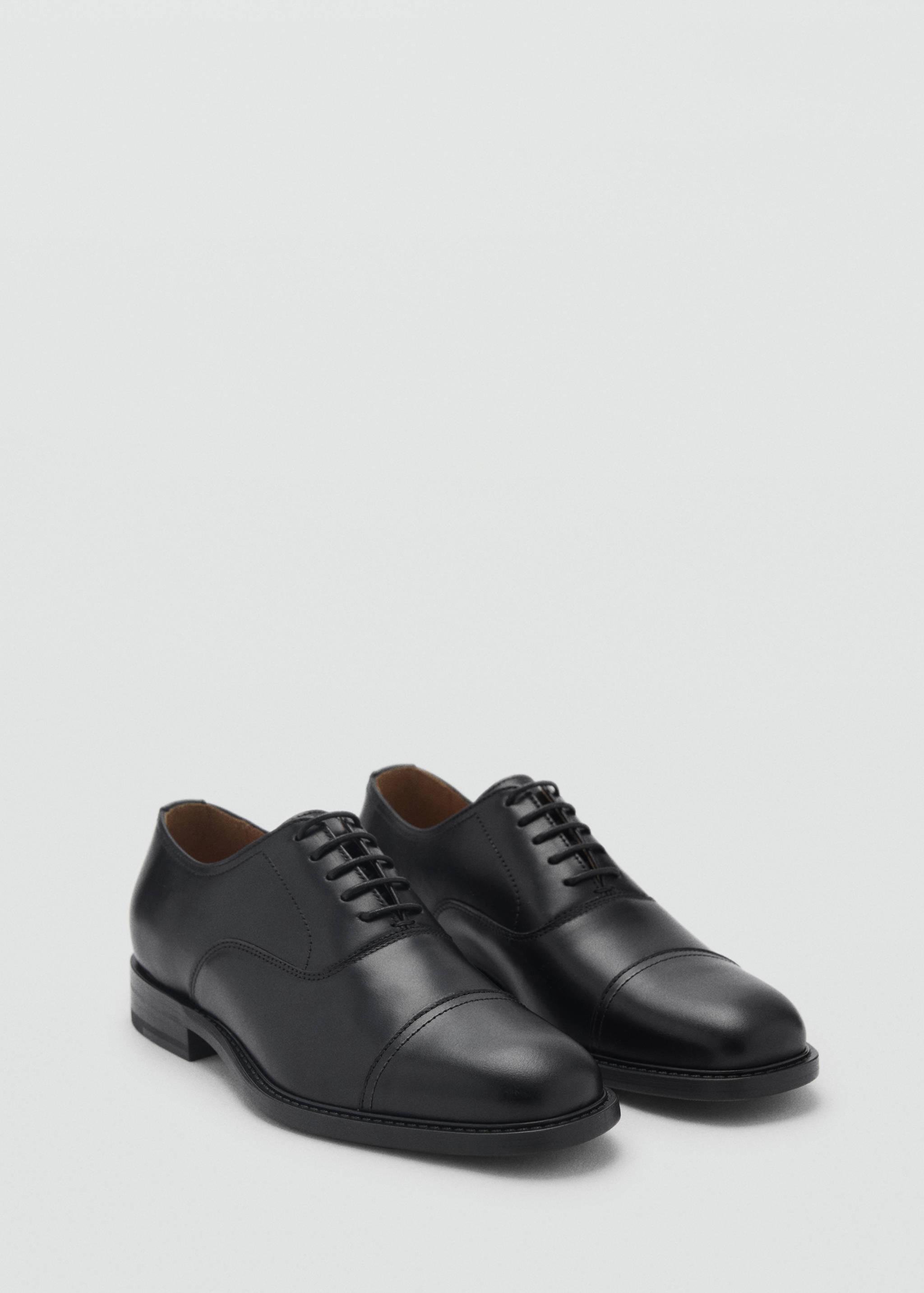 Oxford style leather shoe - Medium plane