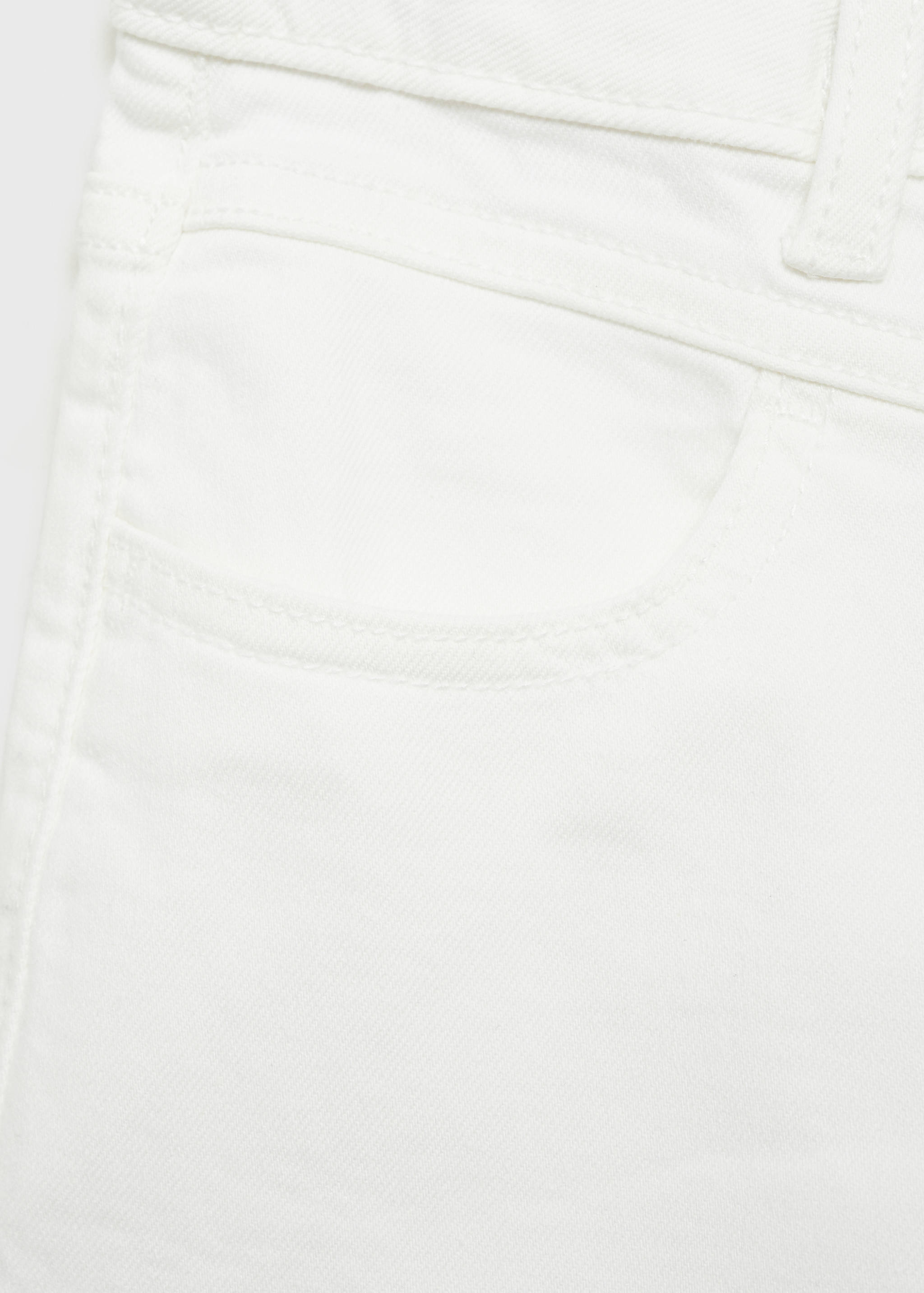 Denim shorts with frayed hem - Details of the article 0