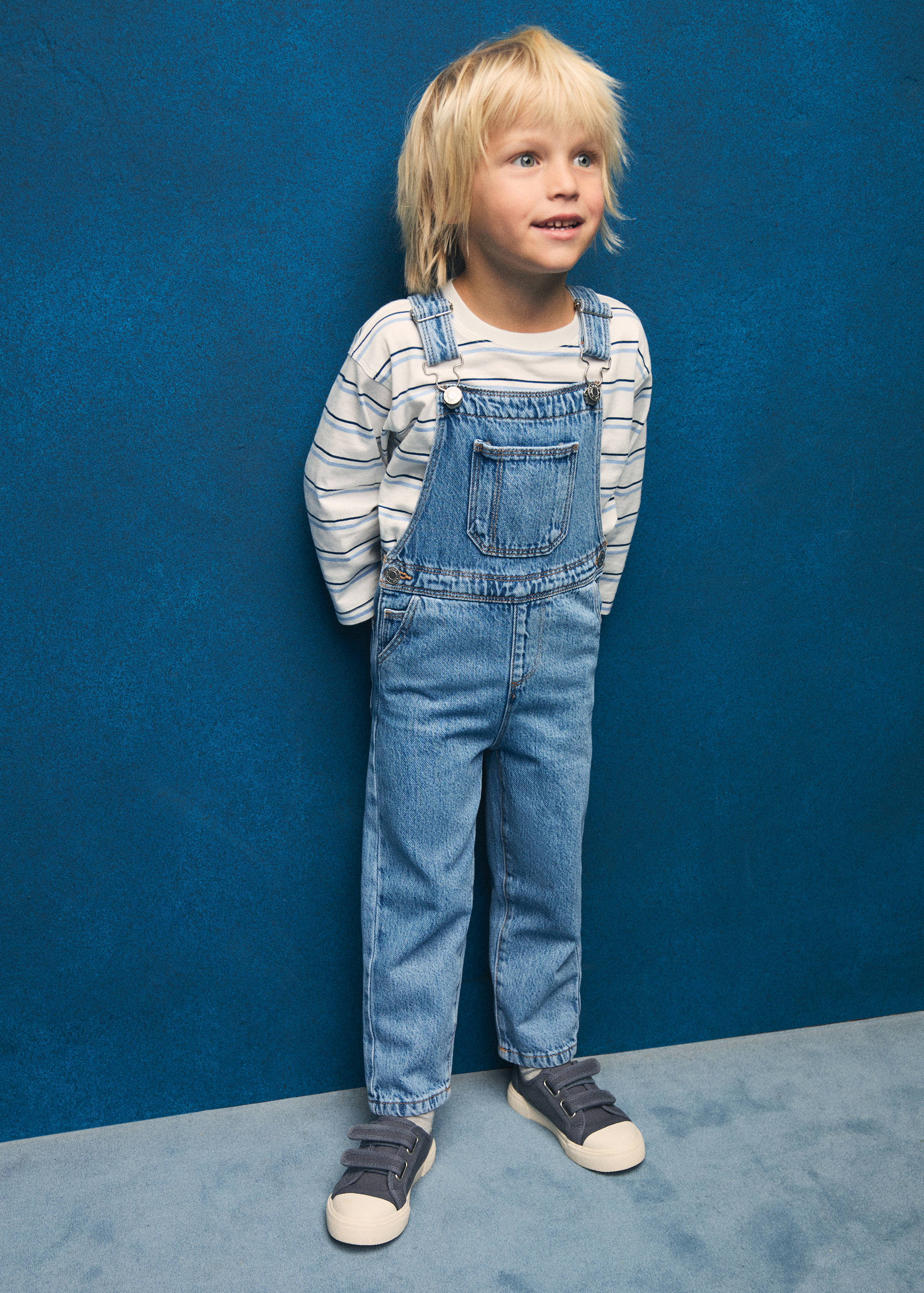 Long denim overalls with pocket - Details of the article 5