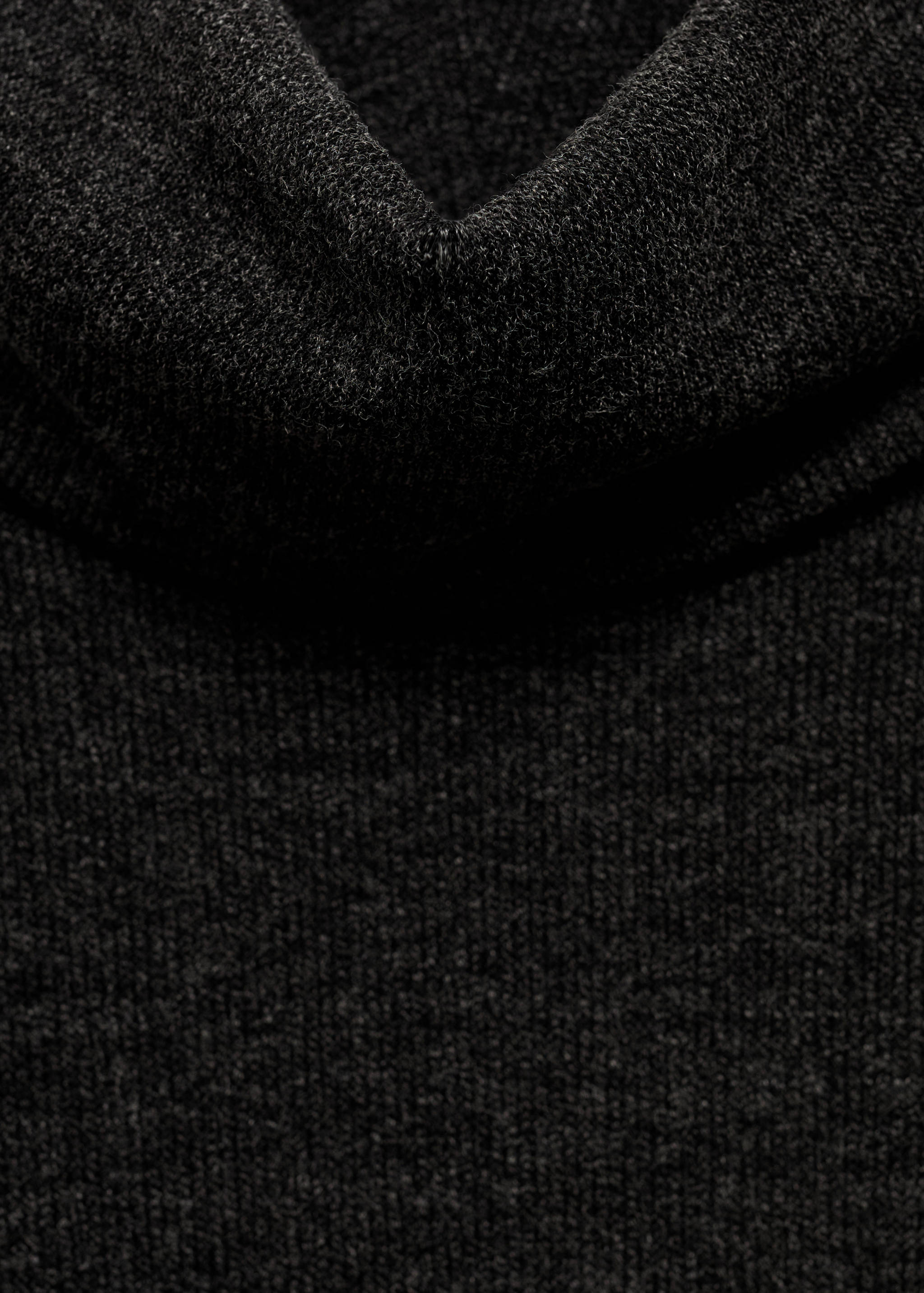 Draped roll neck dress - Details of the article 8