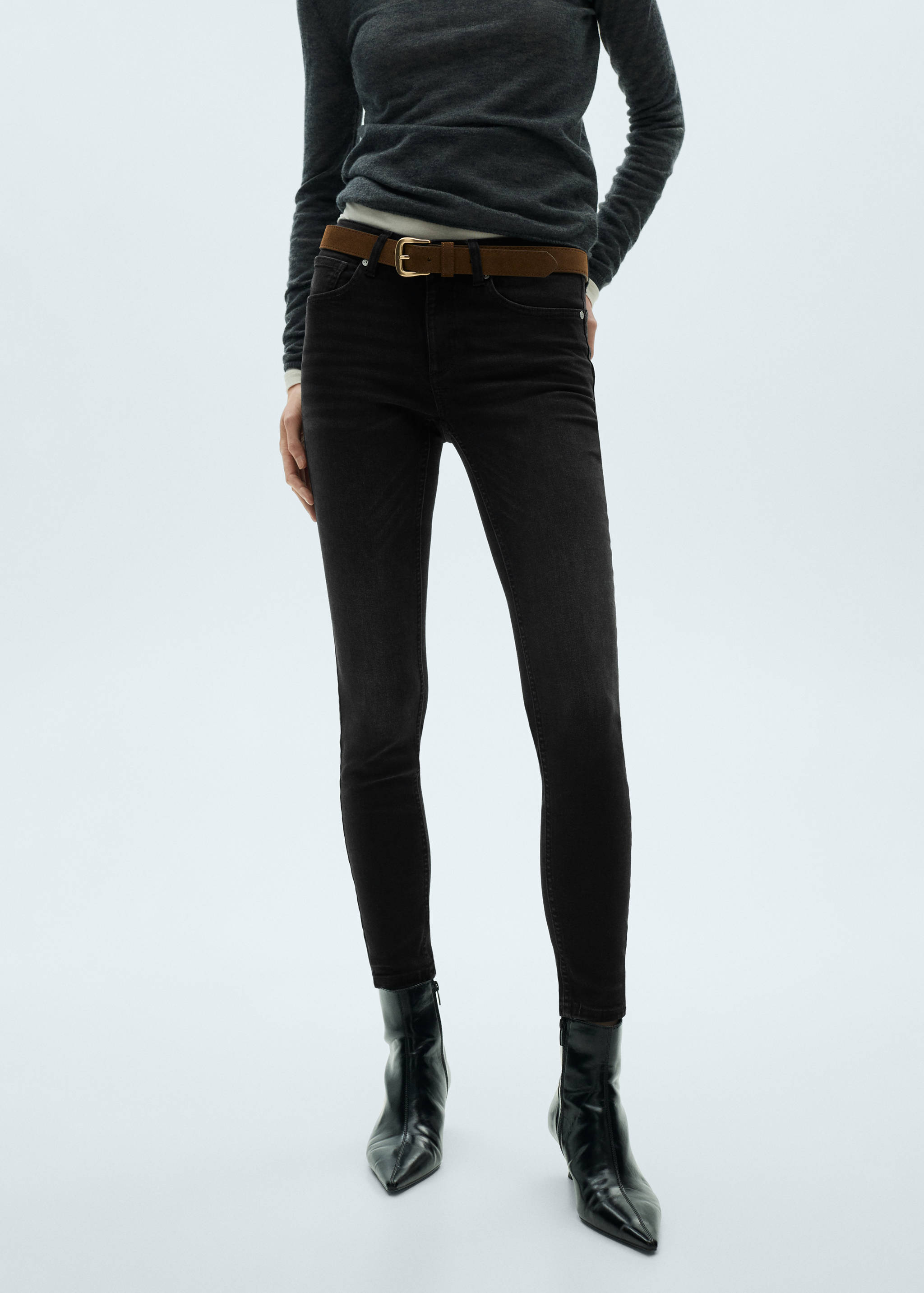 Jean Pushup skinny taille basse - Plan moyen