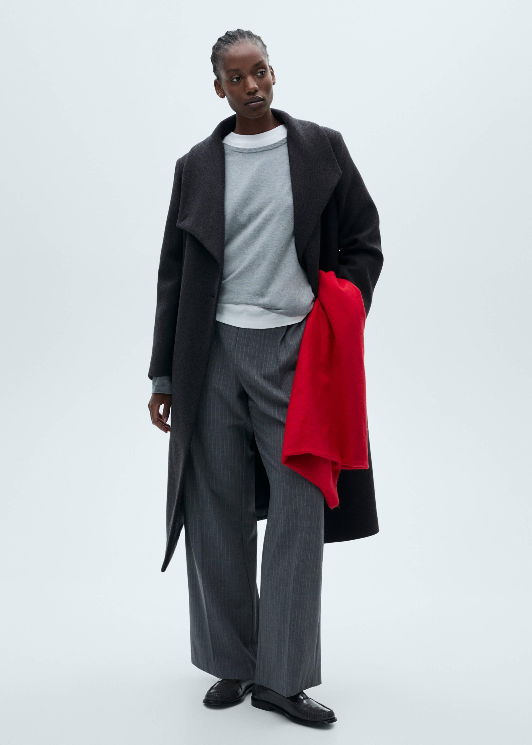 Woollen coat with belt - Details of the article 3