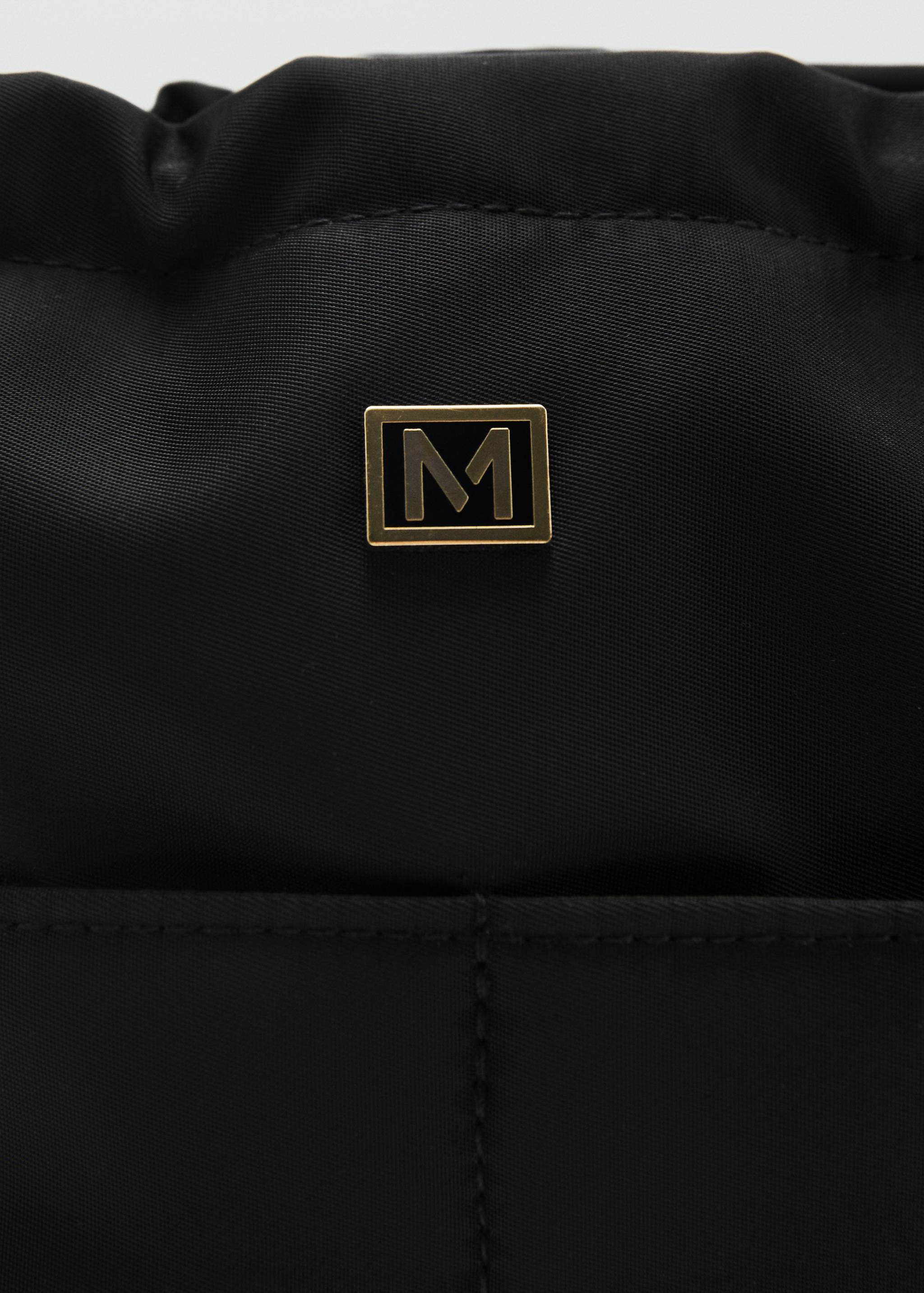 Nylon toiletry bag with pockets - Details of the article 1