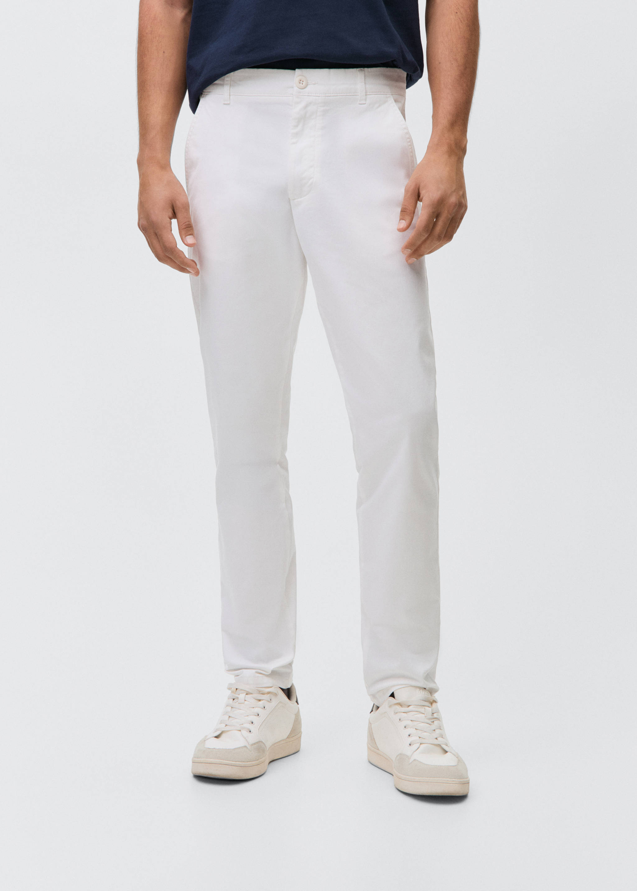 Plain chino trousers - Details of the article 6
