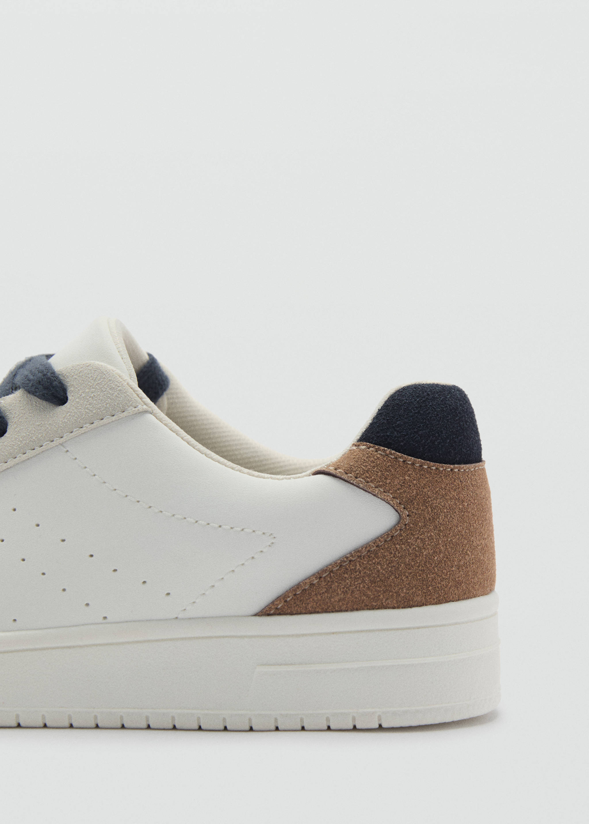 Combined sneakers with laces - Details of the article 1