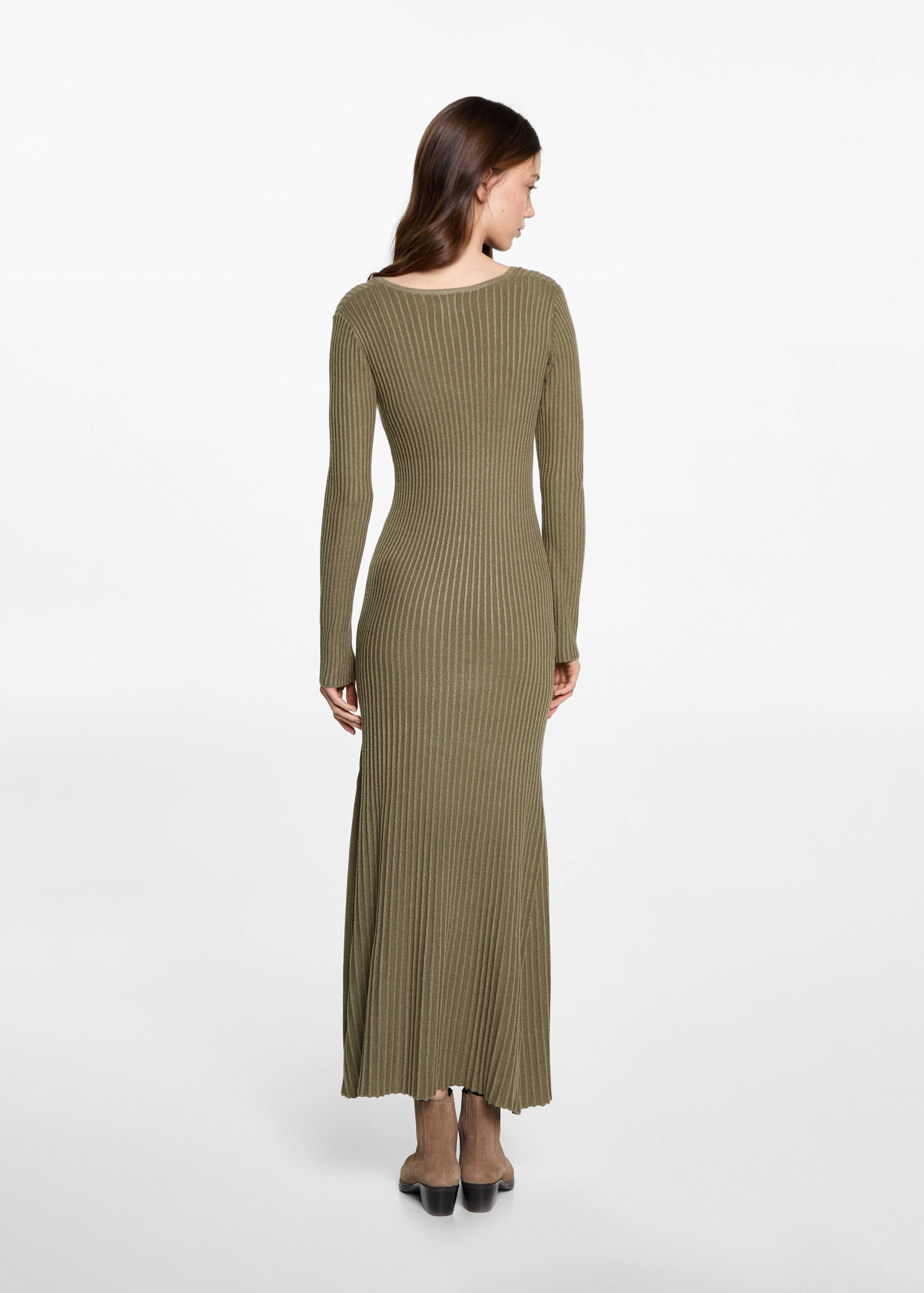 Vestido largo acampanado - Reverso del artículo