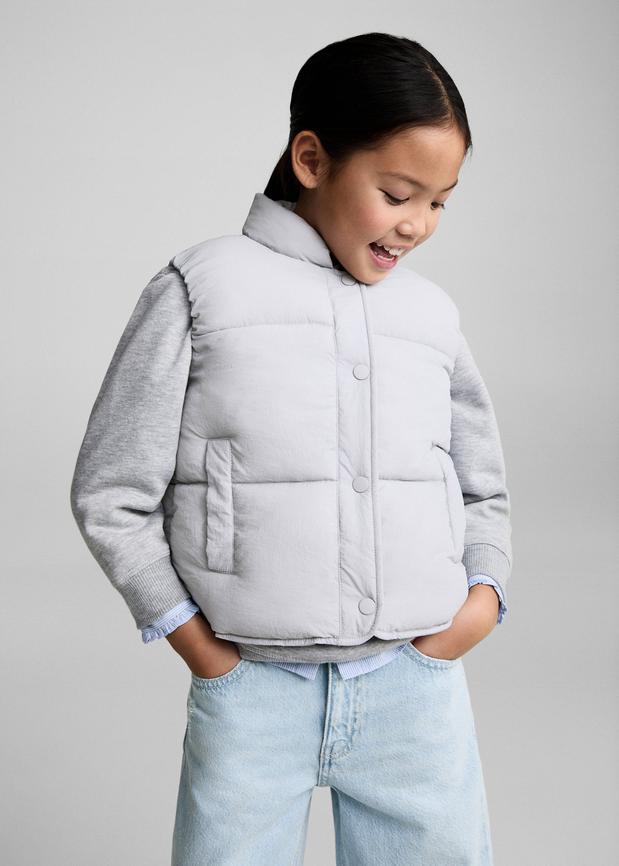 Gilet matelassé boutons - Plan moyen