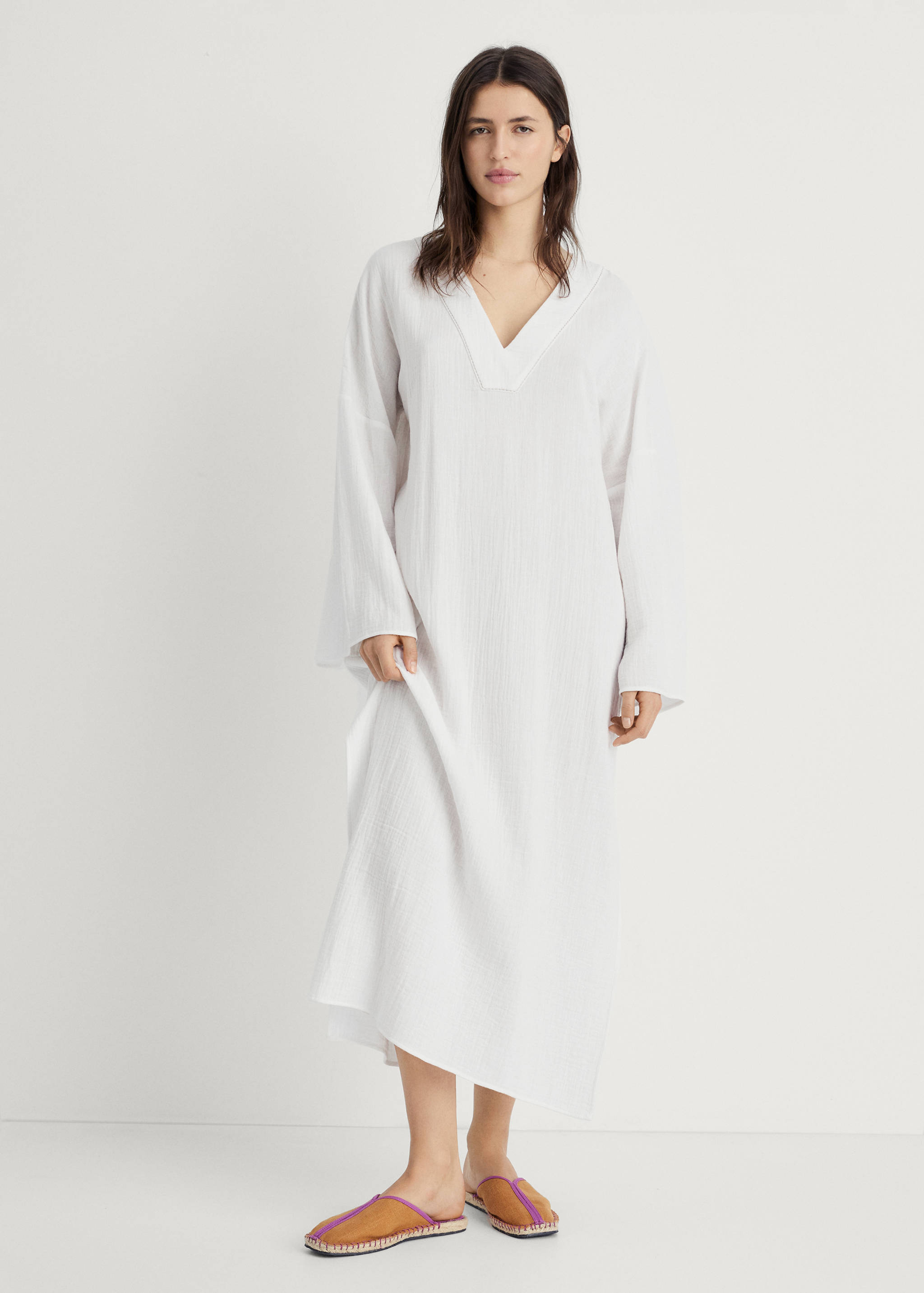 Oversized pyjama caftan - General plane