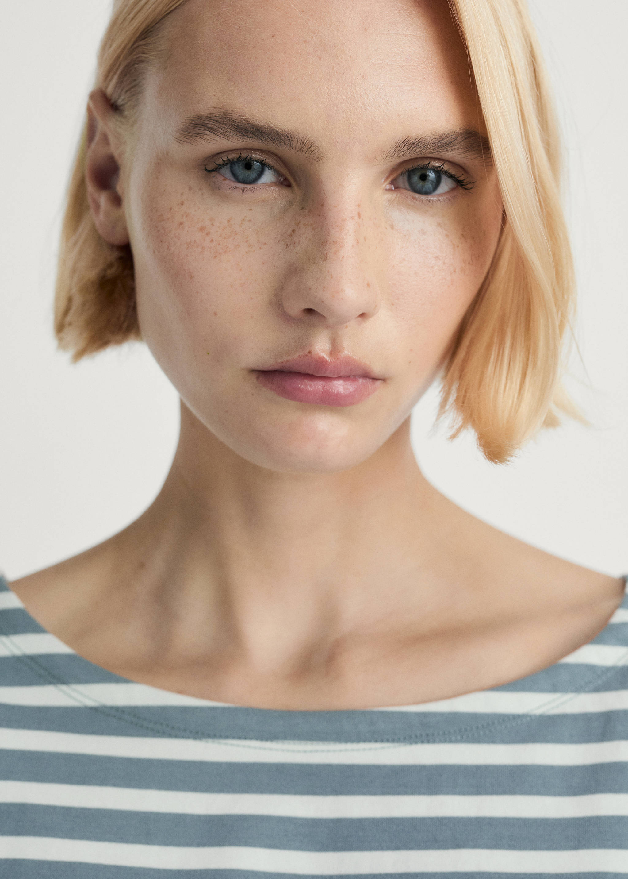 Woven cotton striped t-shirt - Details of the article 1