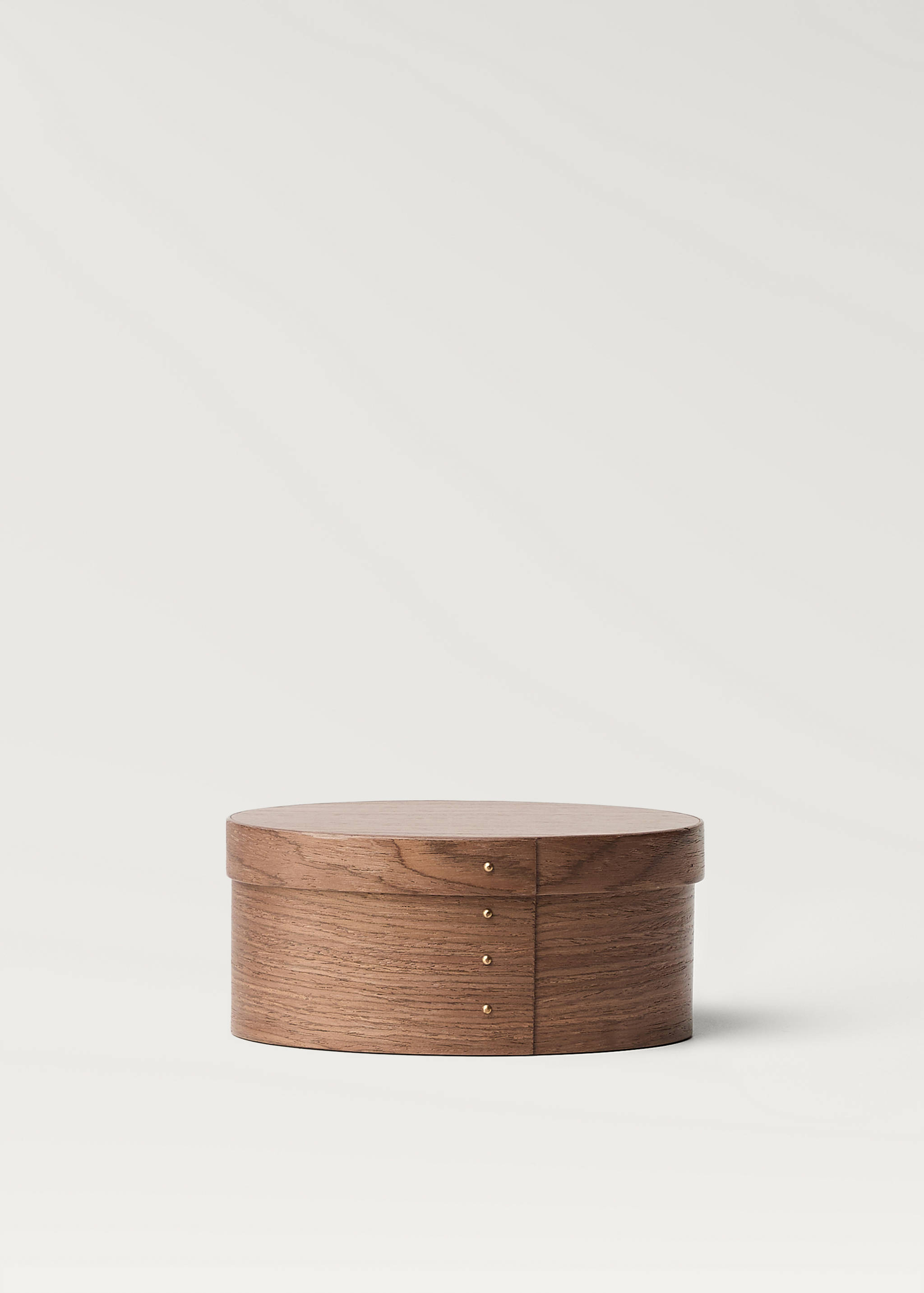 Petite boîte ovale en bois - Article sans modèle