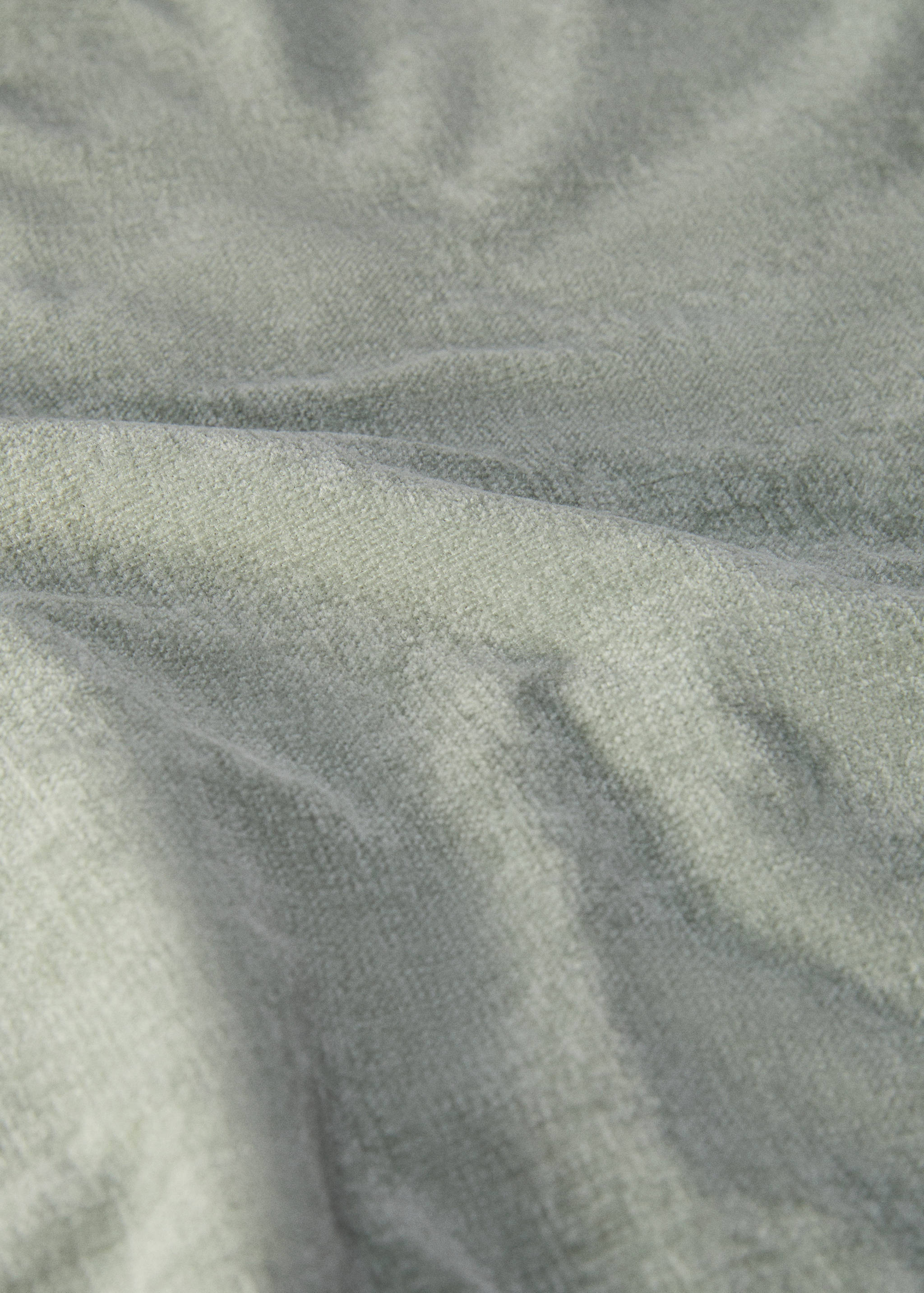 Chenille blanket with fringes - Details of the article 2