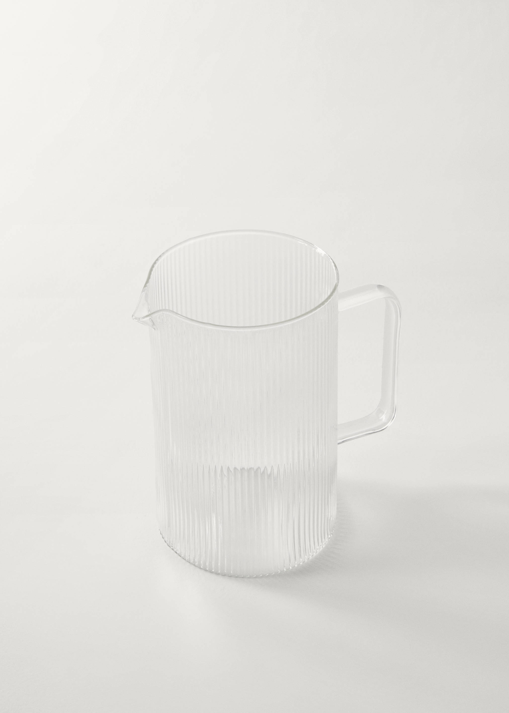 Jarro de borossilicato com pormenor de linhas - Pormenor do artigo 4