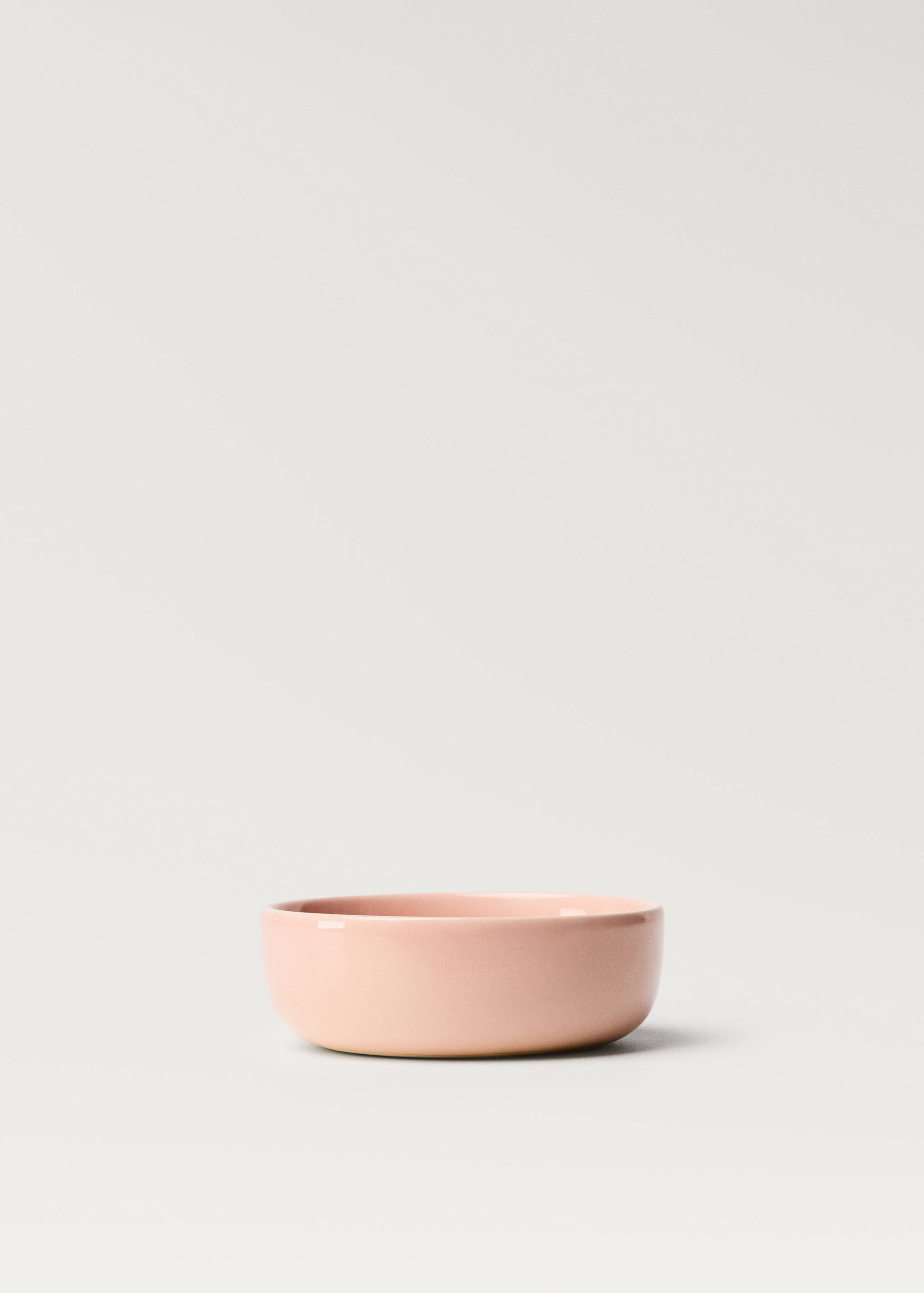 Μεσαίο μπολ από ημιπορσελάνη με μονόχρωμο σχέδιο - Προϊόν χωρίς μοντέλο