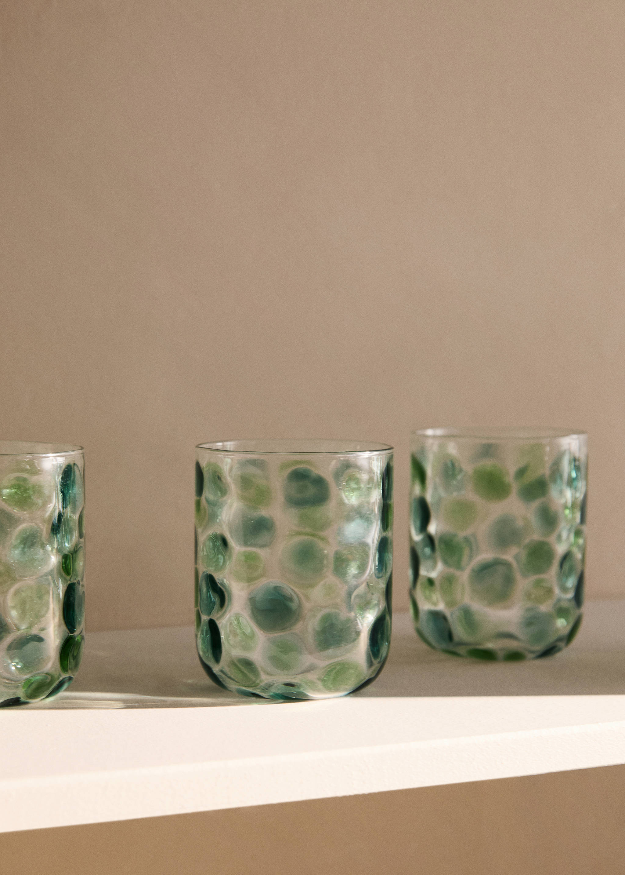 Borosilicate glass with speckles - General plane