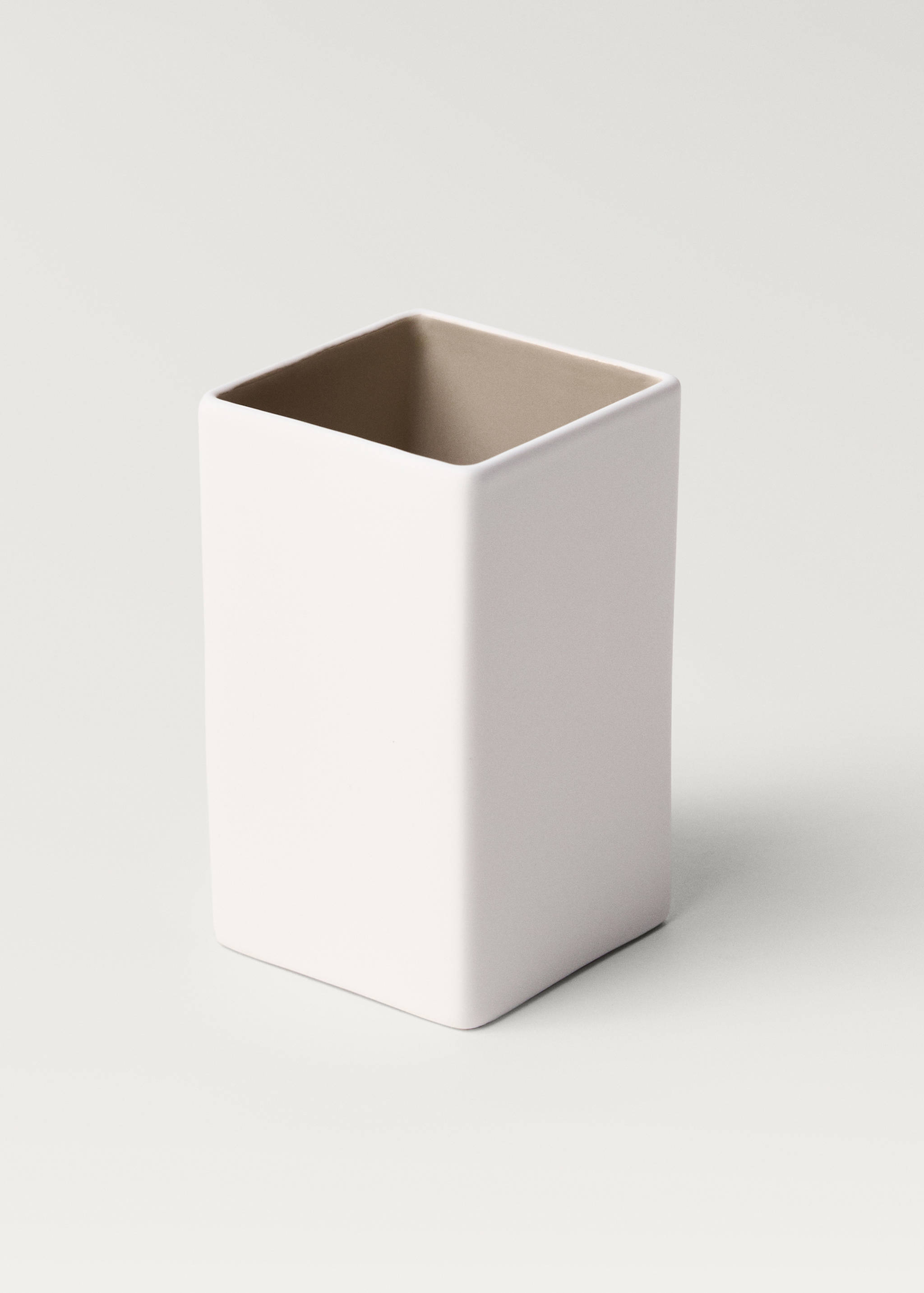 Two-tone earthenware bathroom tumbler - Details of the article 1