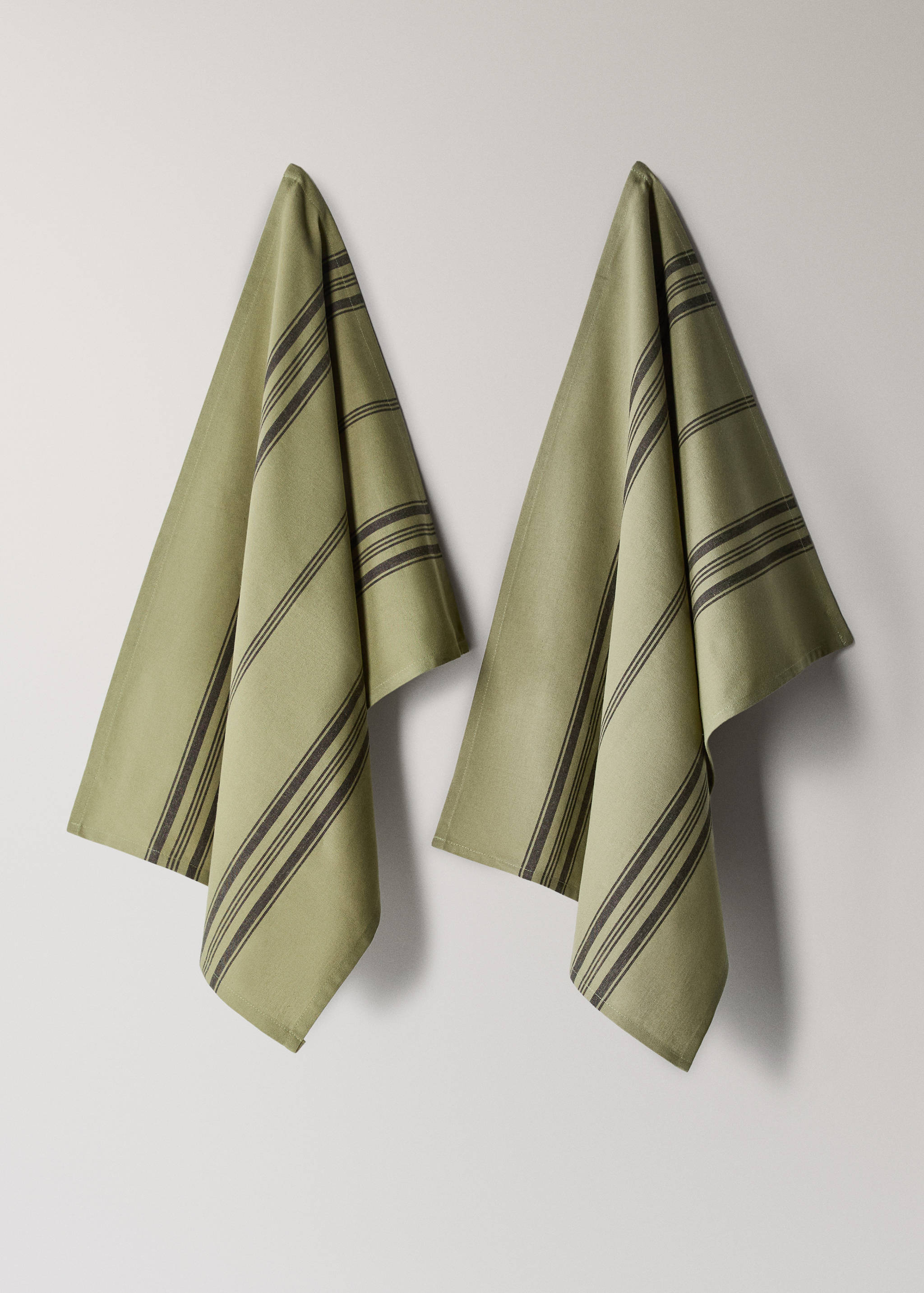 Cotton yarn-dyed striped kitchen towels - Article without model