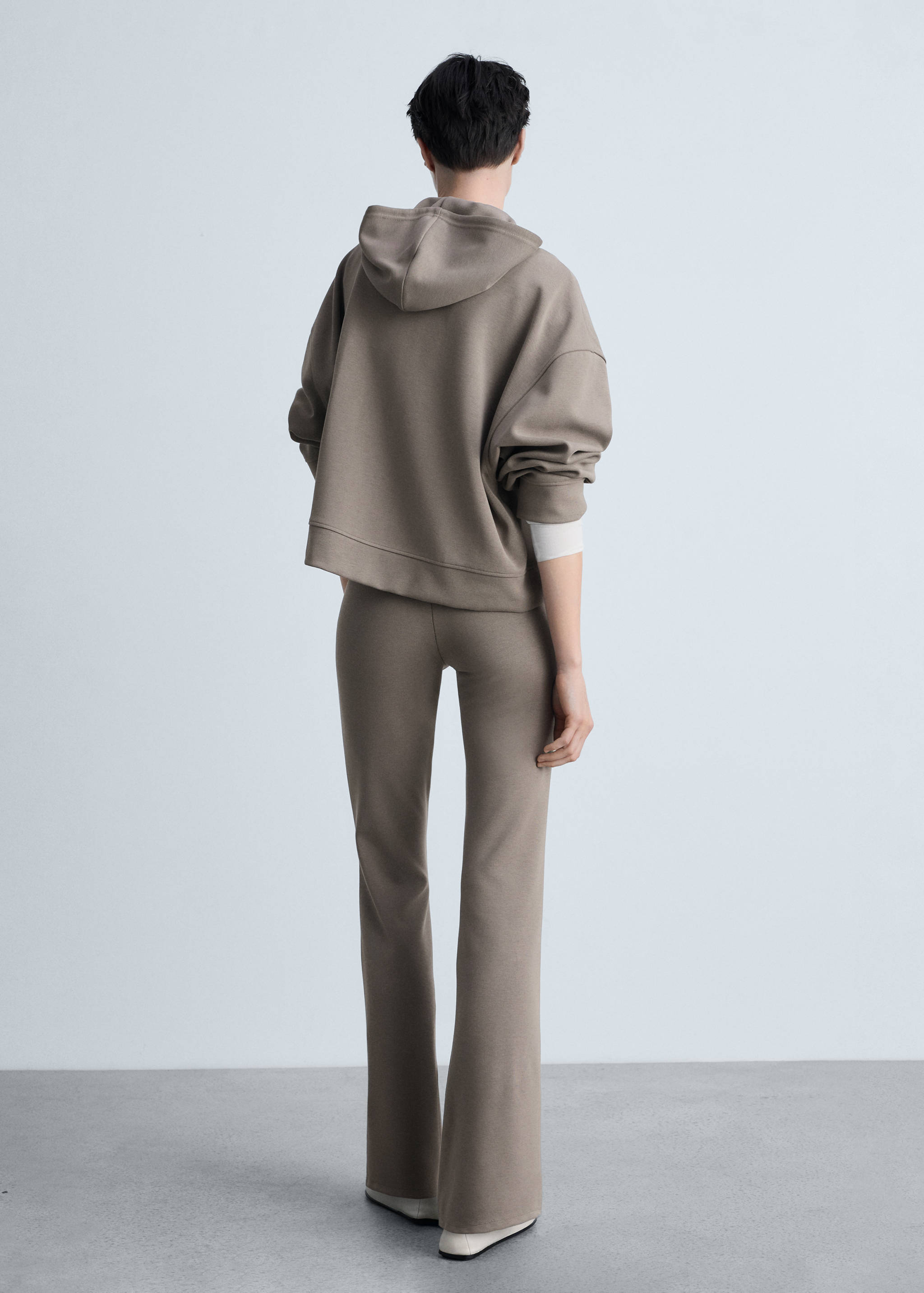 Flared knitted trousers - Reverse of the article
