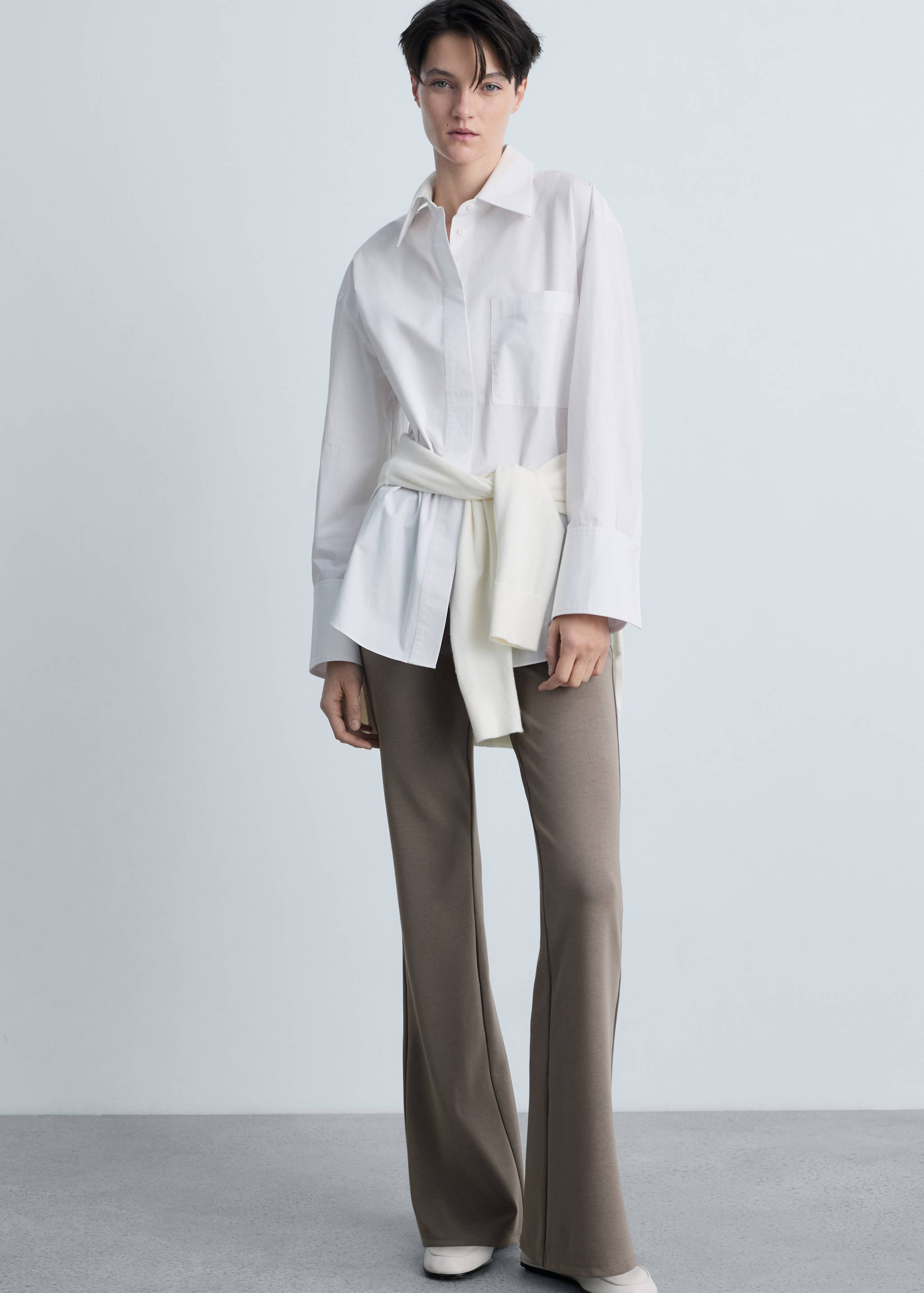 Flared knitted trousers - Details of the article 2