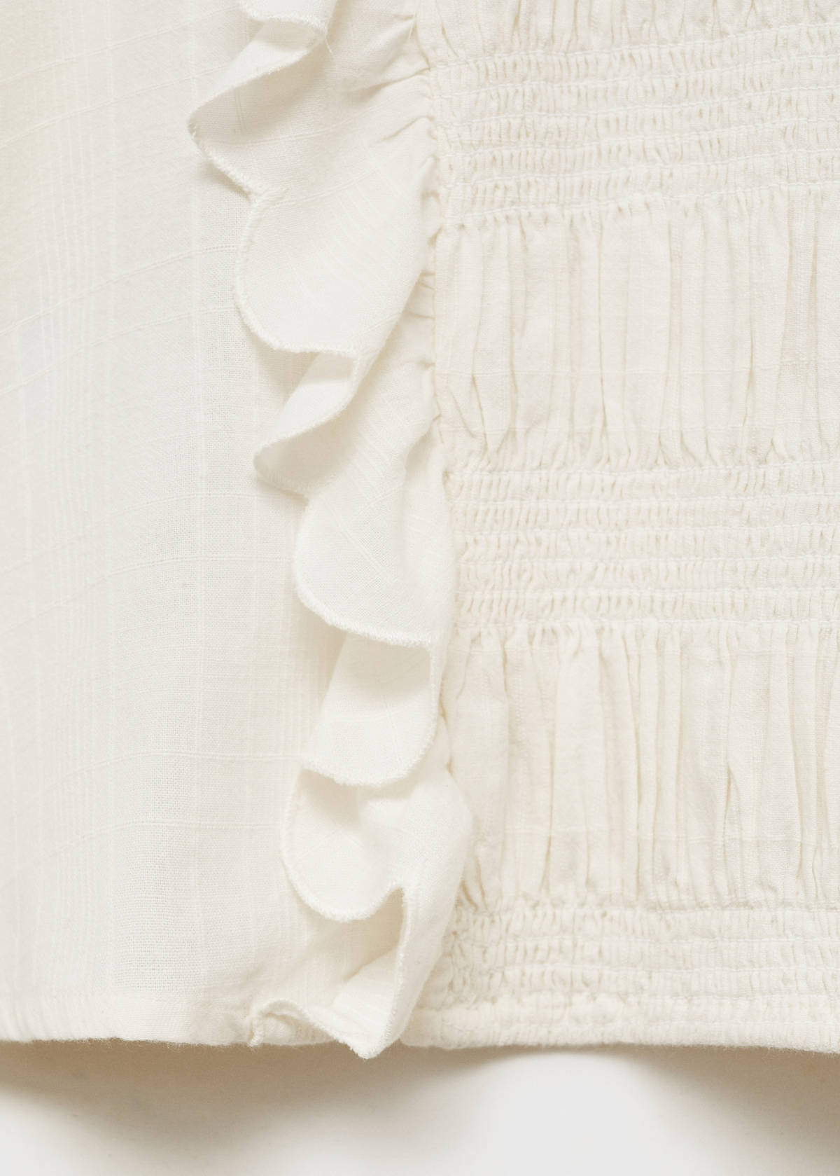Ruched blouse with ruffles — Off White