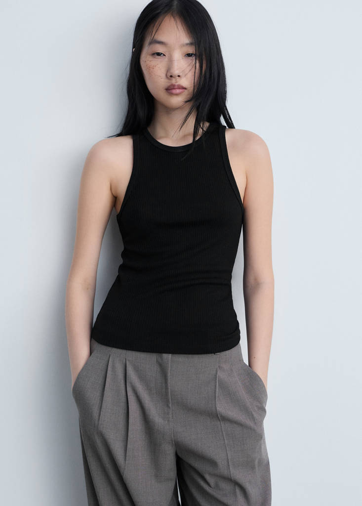 Fine ribbed knit top — Black