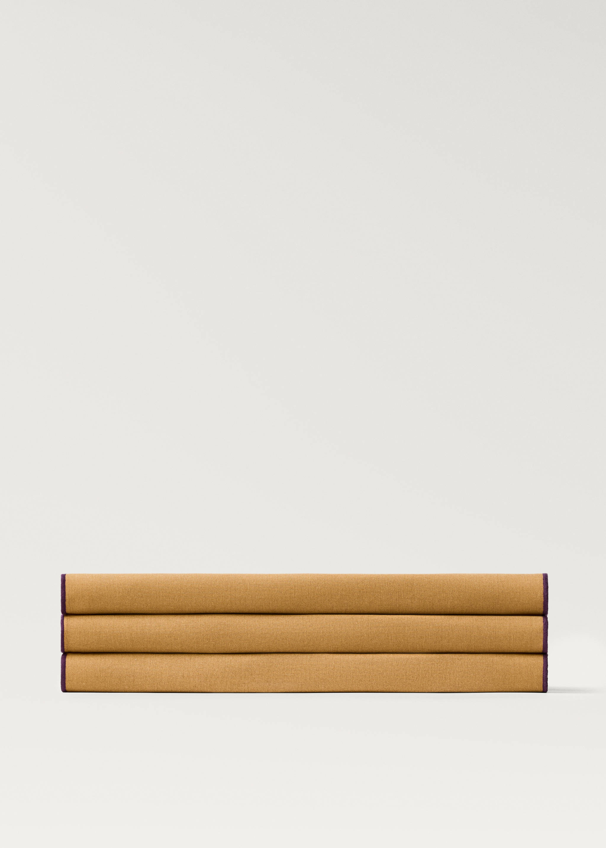 Resin stripe-print cotton table runner - Article without model