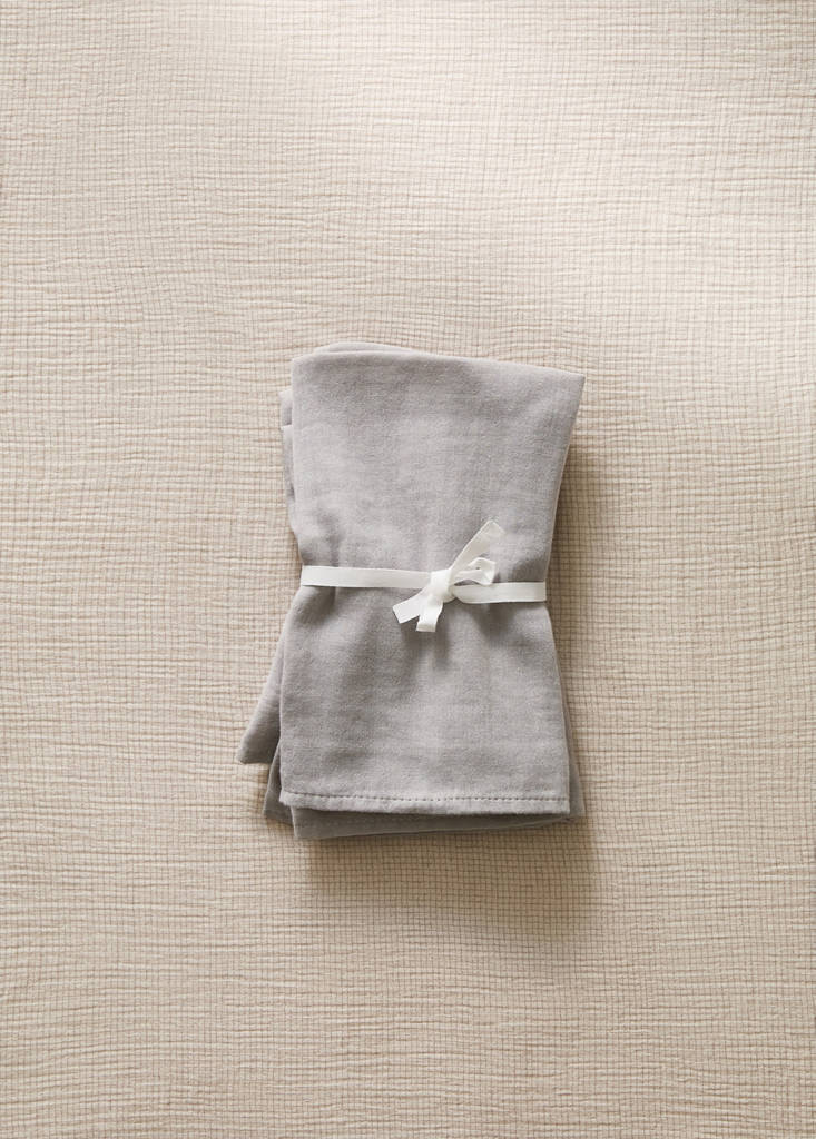 Plain cotton baby swaddle — Grey