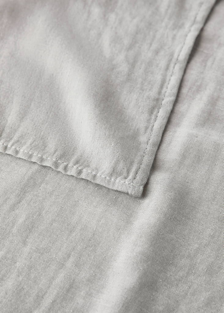 Plain cotton baby swaddle — Grey