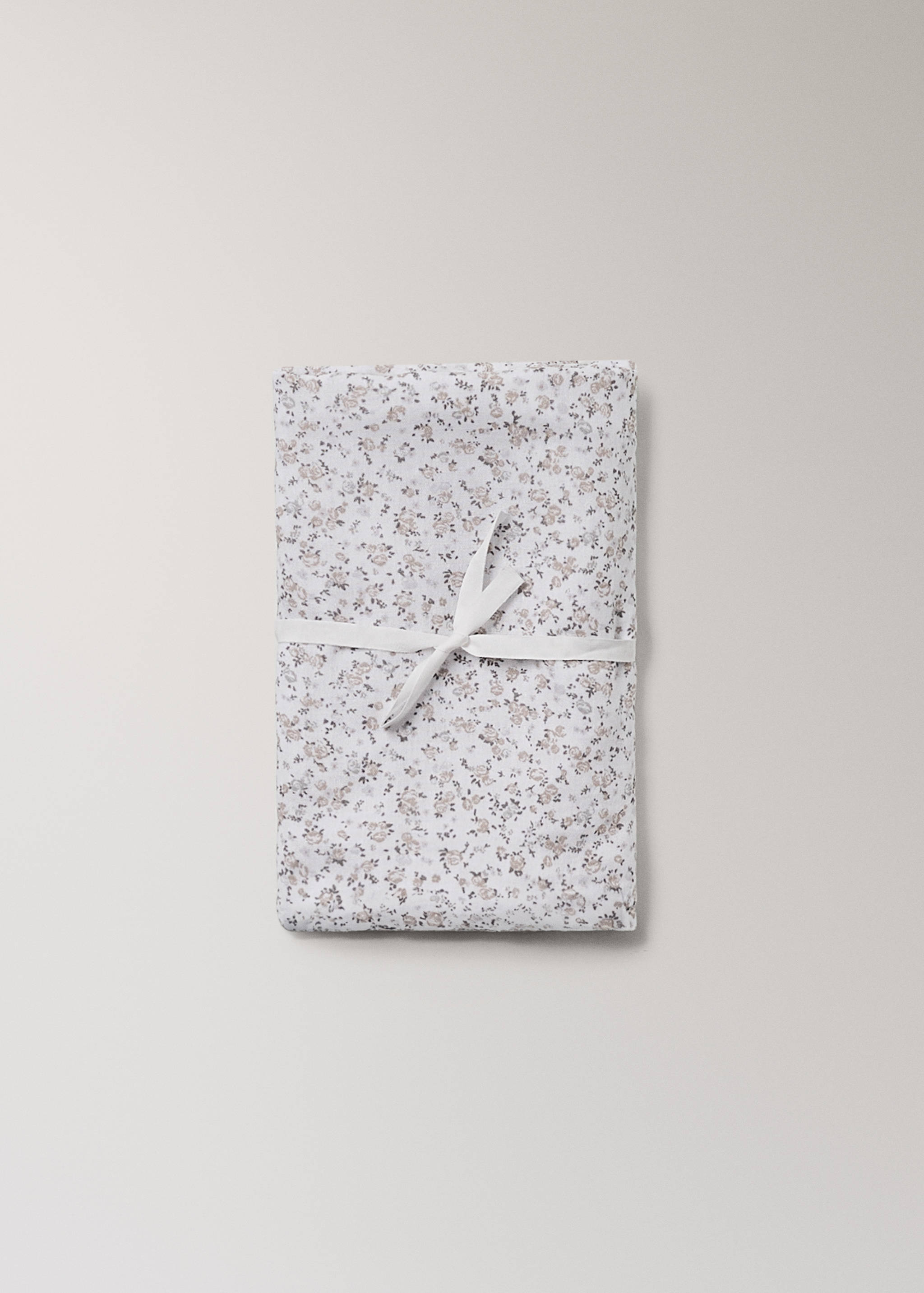 Cotton baby swaddle with mini-floral print - Details of the article 4