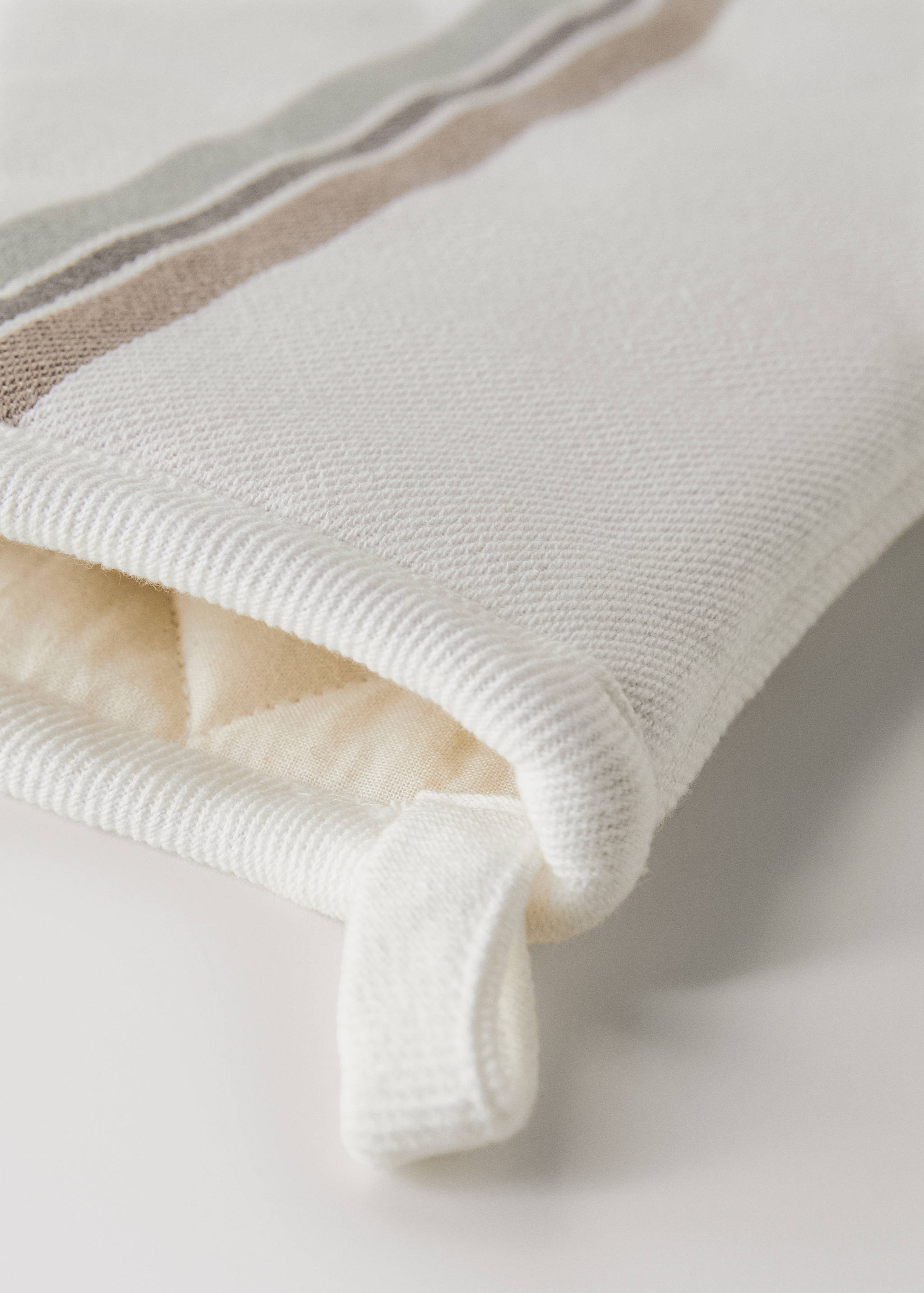 Cotton yarn-dyed striped mitt - Details of the article 1